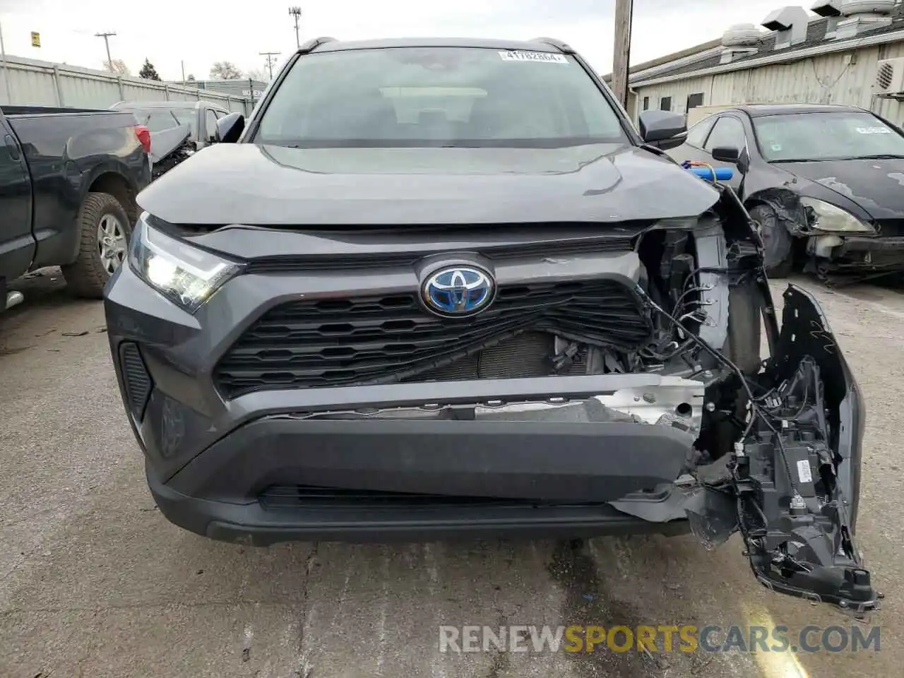 5 Photograph of a damaged car 4T3RWRFV0PU084324 TOYOTA RAV4 2023