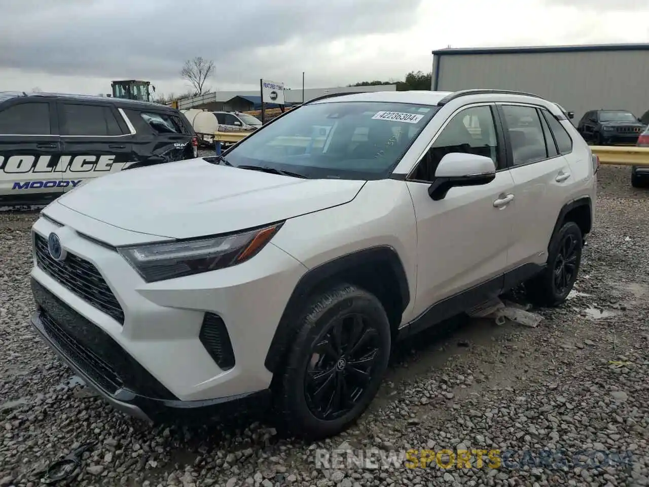 1 Photograph of a damaged car 4T3T6RFV4PU140027 TOYOTA RAV4 2023