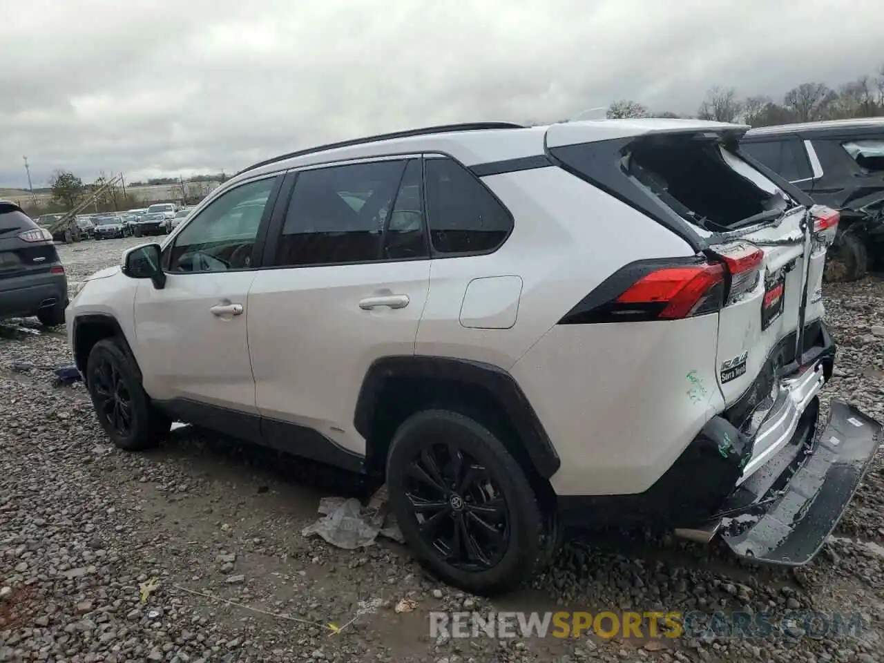 2 Photograph of a damaged car 4T3T6RFV4PU140027 TOYOTA RAV4 2023