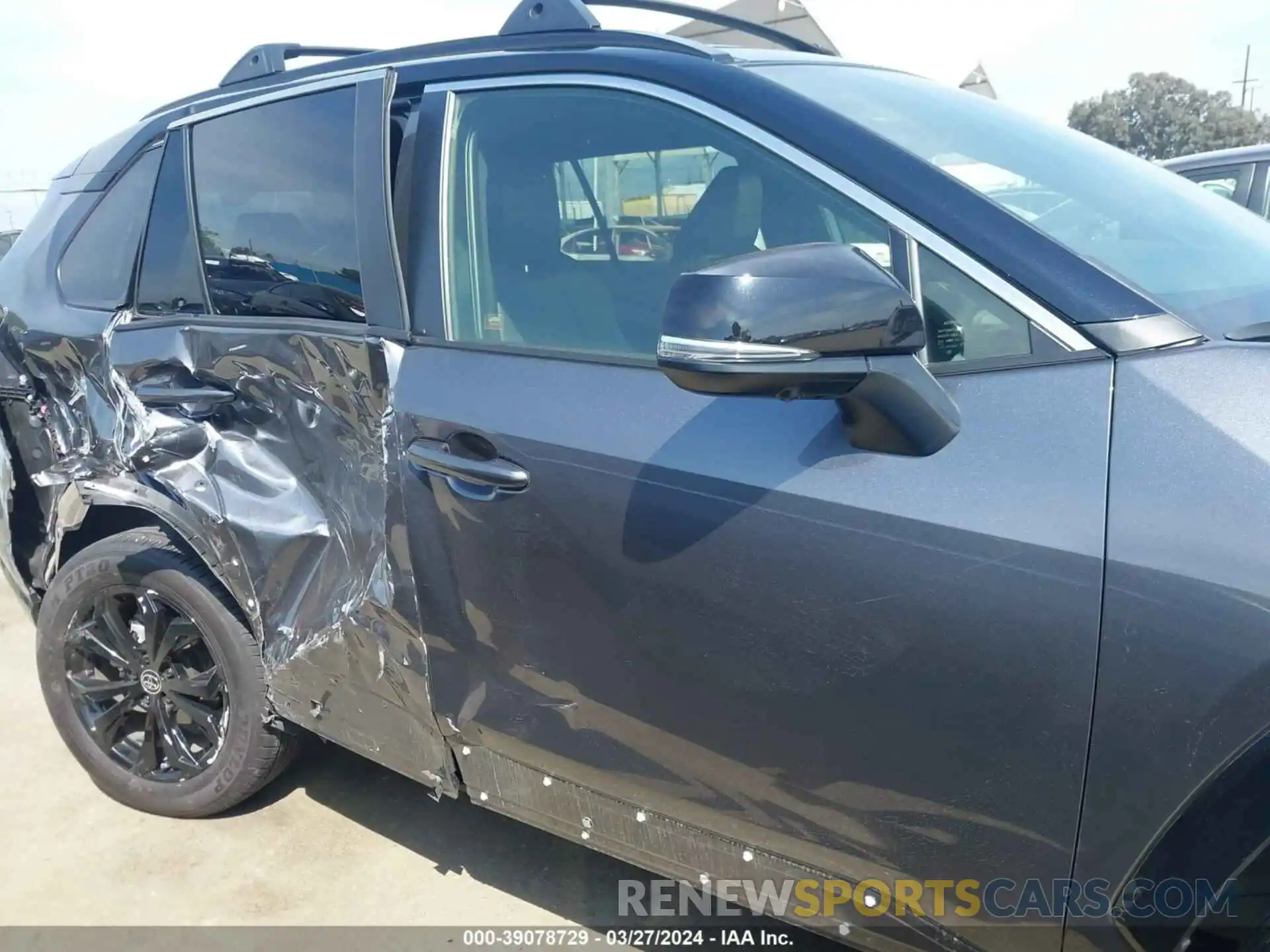 14 Photograph of a damaged car JTME6RFV3PD547343 TOYOTA RAV4 2023