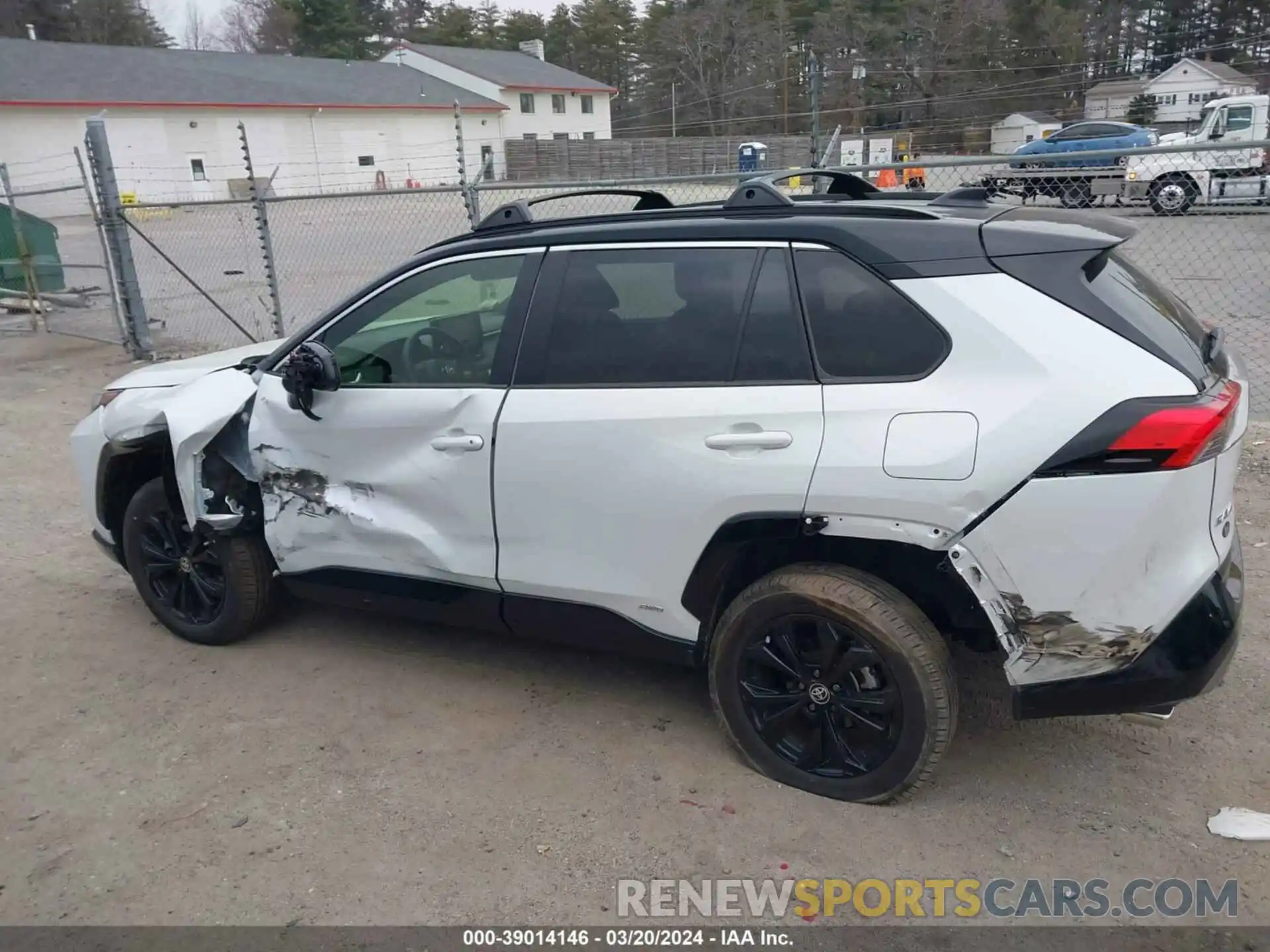 15 Photograph of a damaged car JTME6RFVXPD537425 TOYOTA RAV4 2023