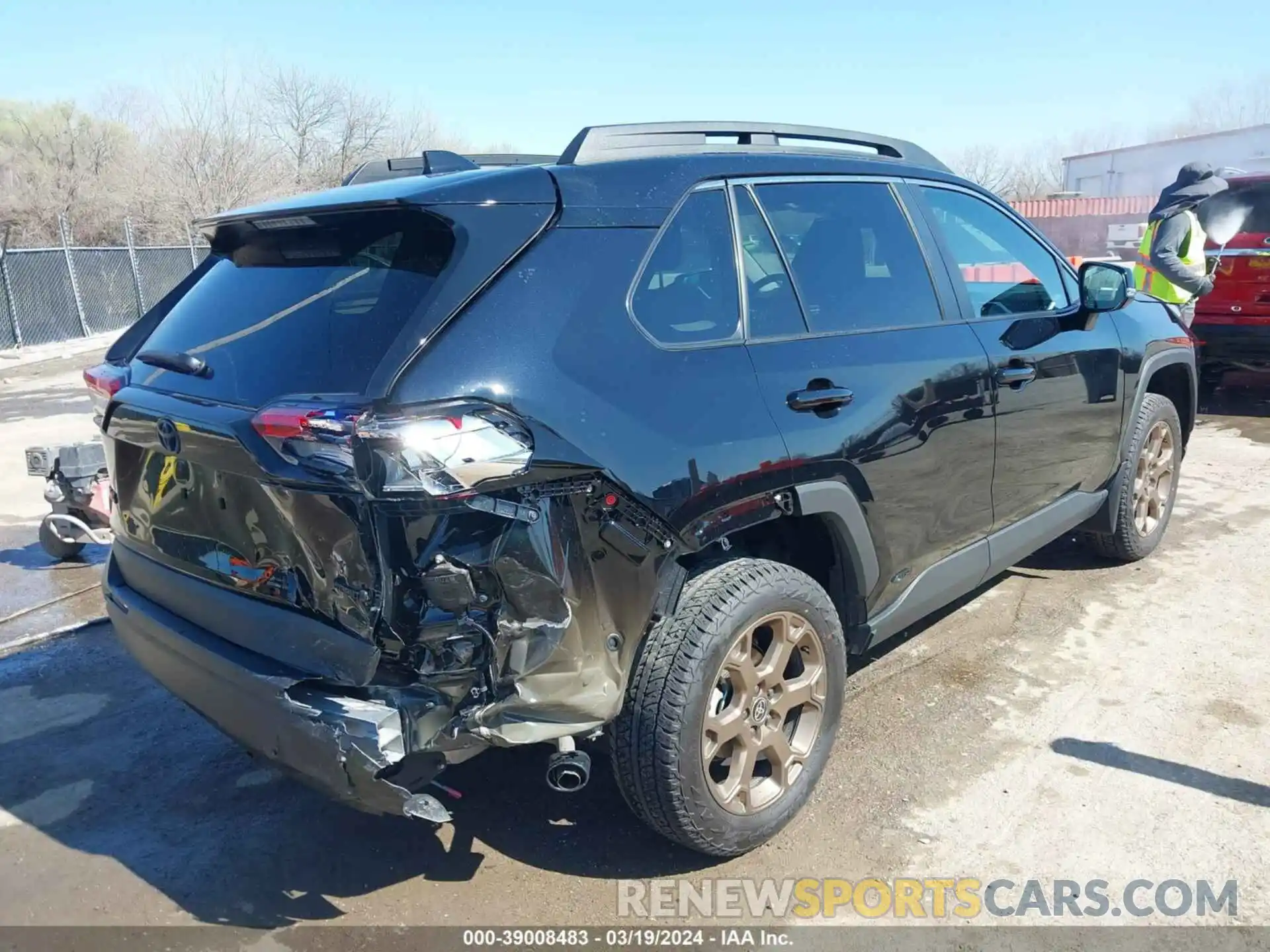 4 Photograph of a damaged car 2T3UWRFV4RW189106 TOYOTA RAV4 2024