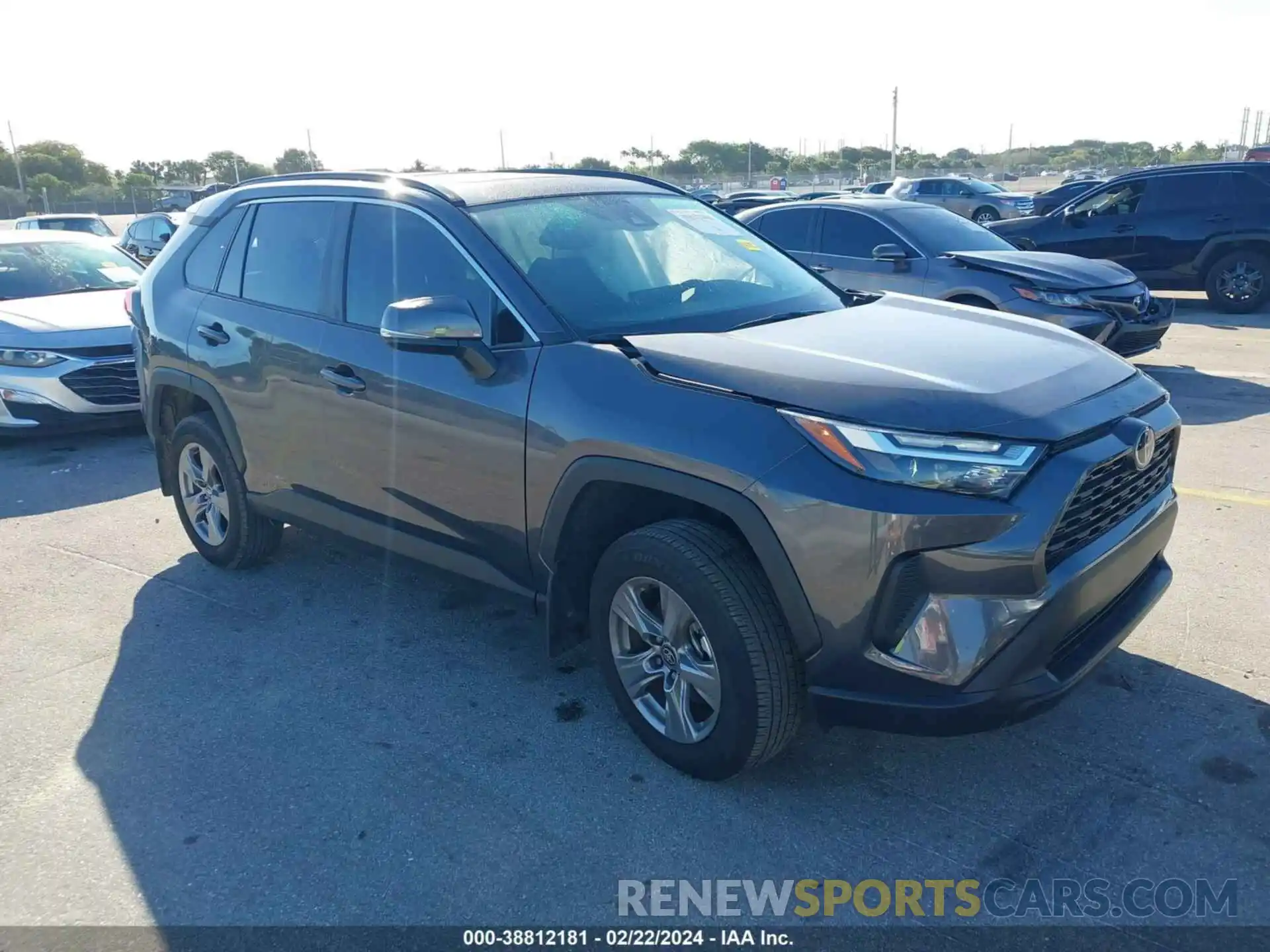 1 Photograph of a damaged car 2T3W1RFV0RC254025 TOYOTA RAV4 2024