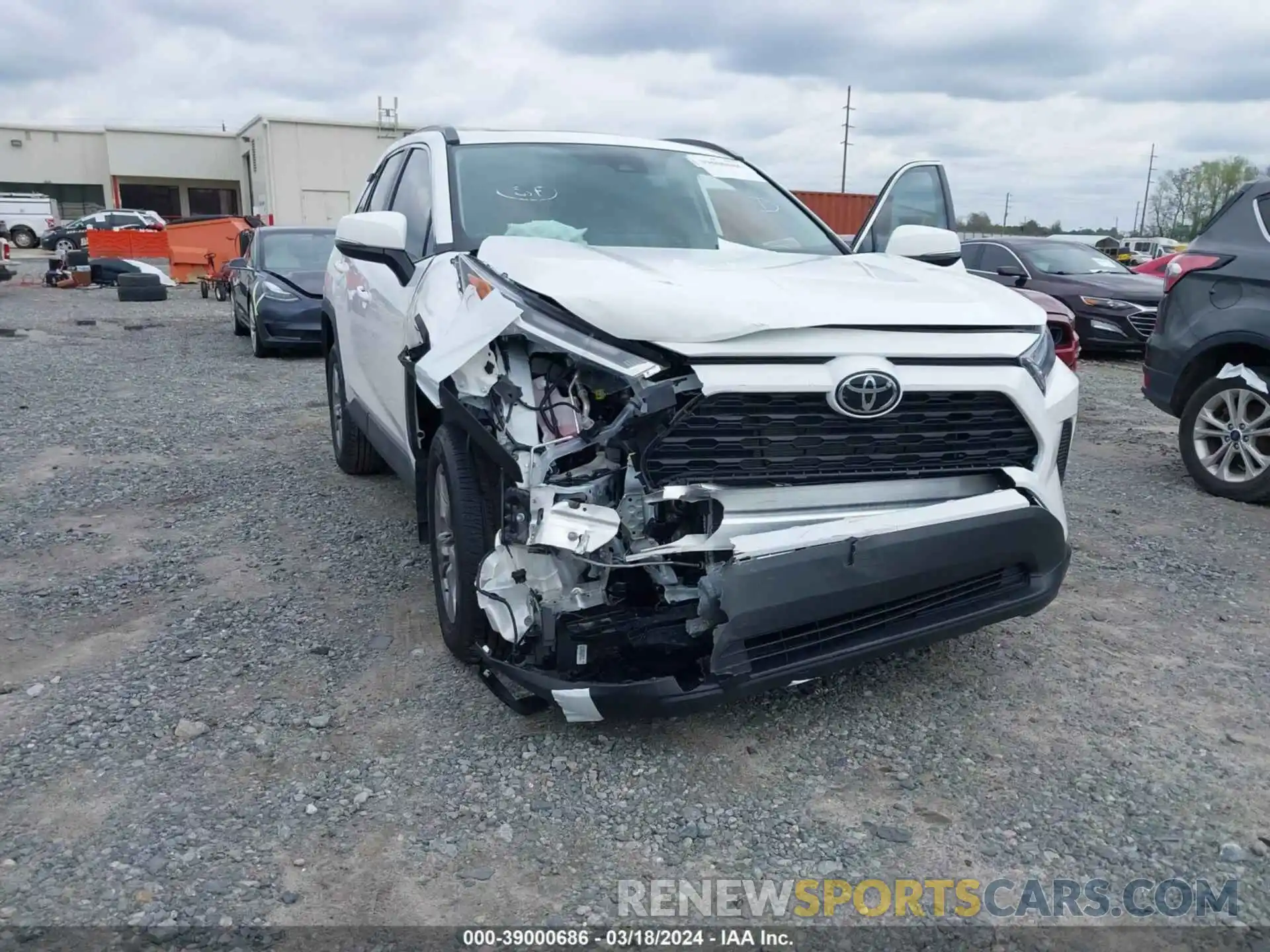 6 Photograph of a damaged car 2T3W1RFVXRC260463 TOYOTA RAV4 2024