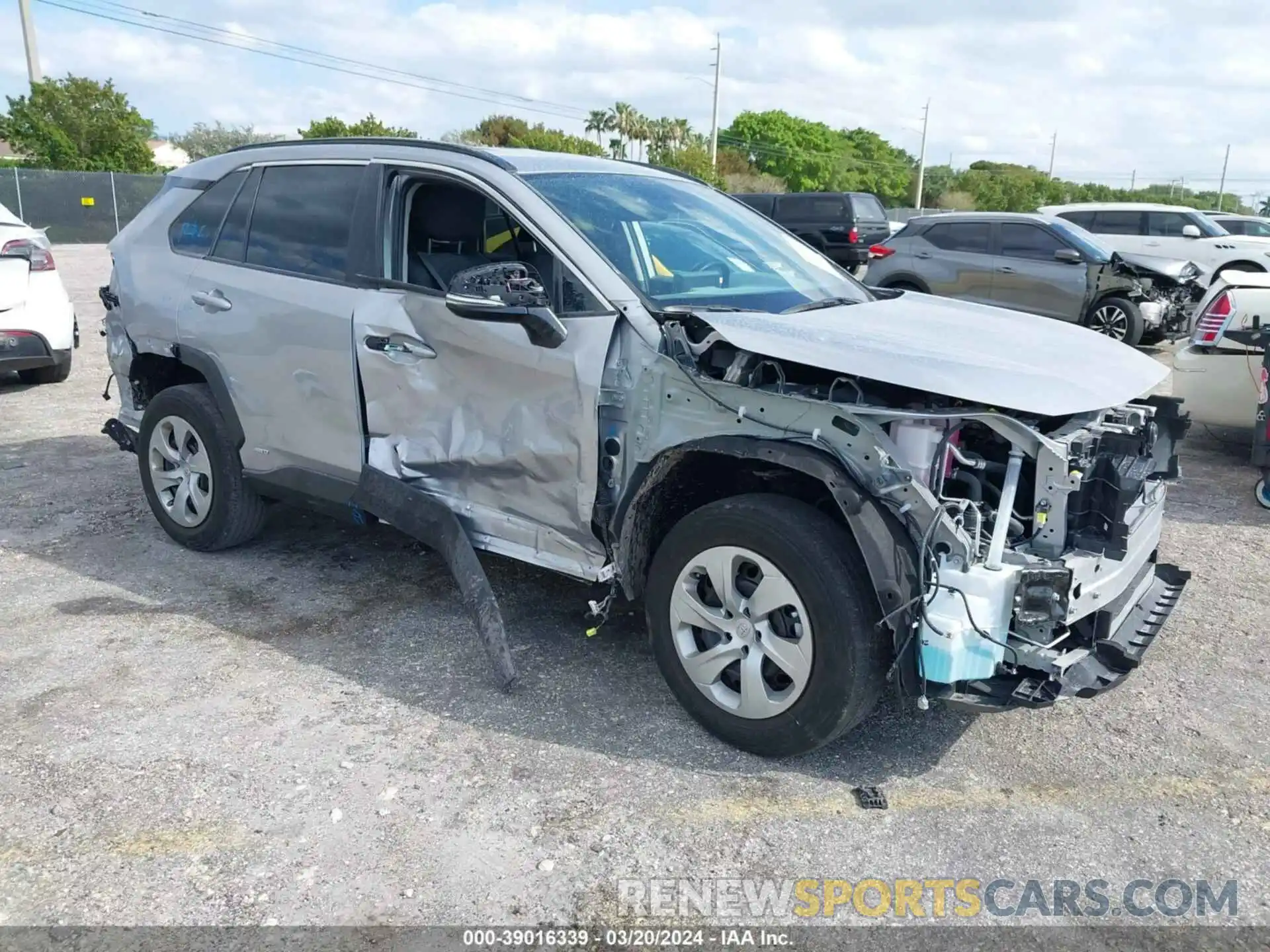 1 Photograph of a damaged car 4T3RWRFV8RU117153 TOYOTA RAV4 2024