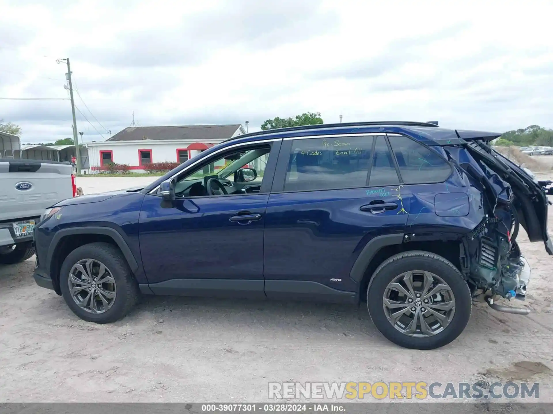 14 Photograph of a damaged car JTMB6RFV5RJ044727 TOYOTA RAV4 2024