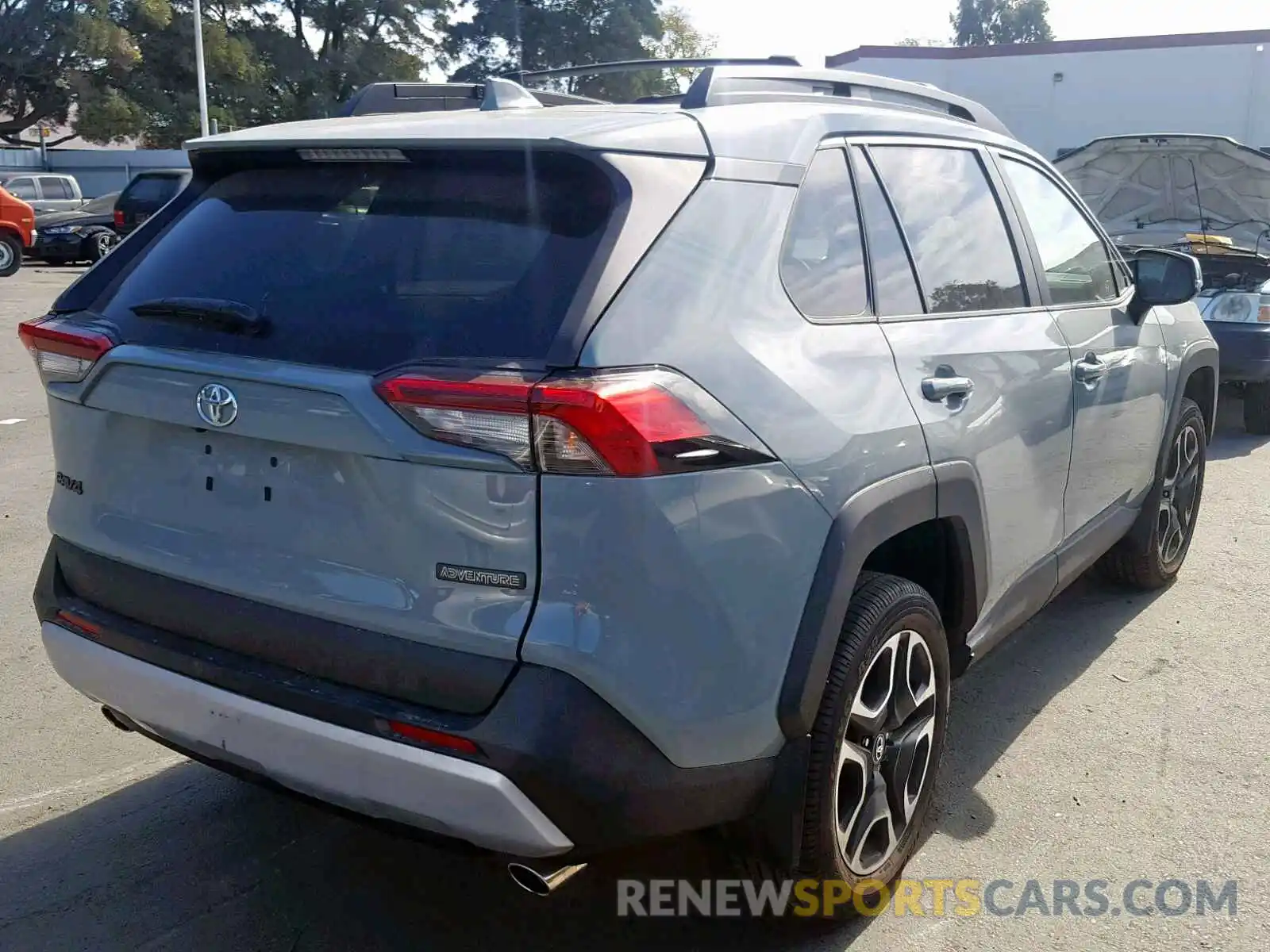 4 Photograph of a damaged car 2T3J1RFV1KW005411 TOYOTA RAV4 ADVEN 2019