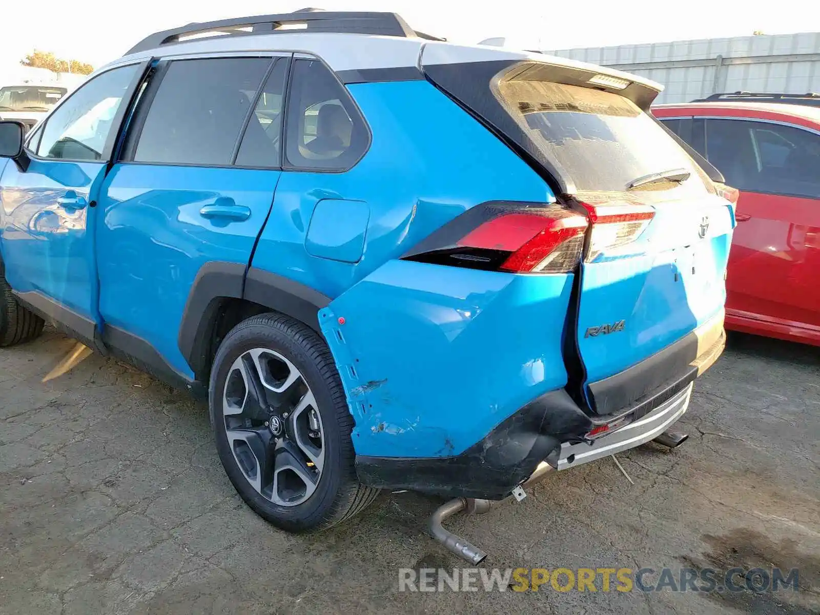 9 Photograph of a damaged car 2T3J1RFV6KC021279 TOYOTA RAV4 ADVEN 2019