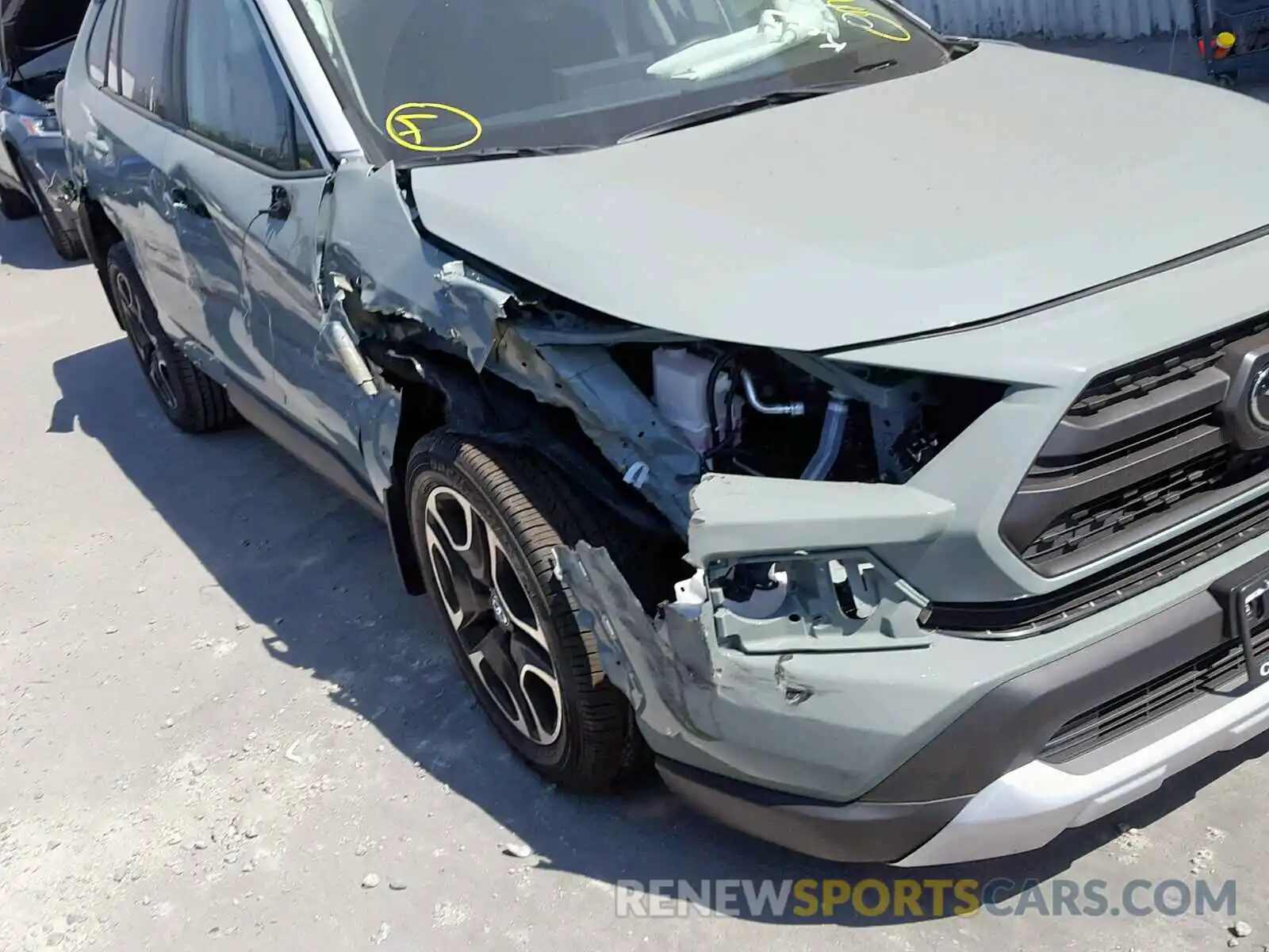 9 Photograph of a damaged car 2T3J1RFV8KC015922 TOYOTA RAV4 ADVEN 2019