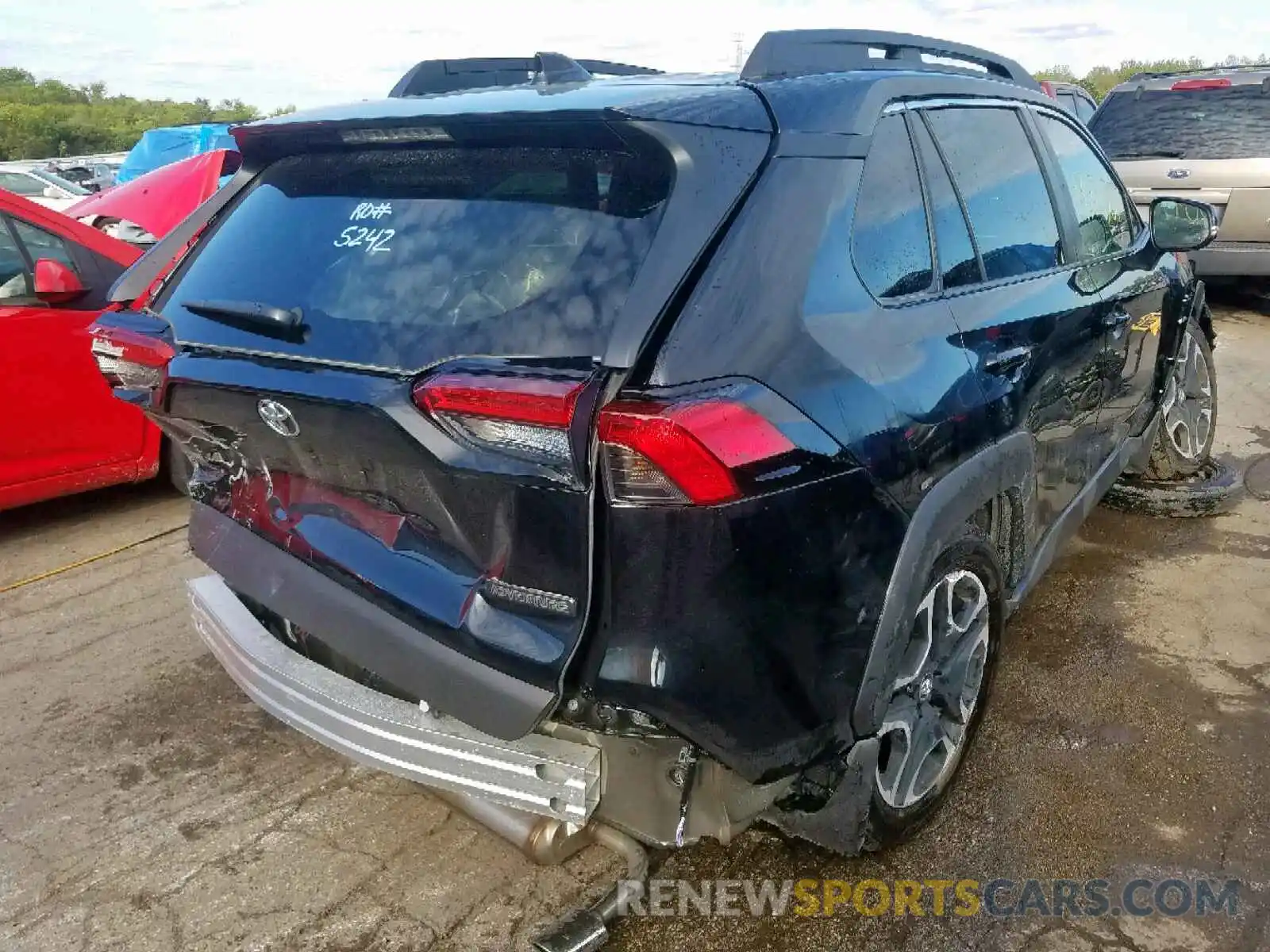 4 Фотография поврежденного автомобиля 2T3J1RFV8KW010900 TOYOTA RAV4 ADVEN 2019