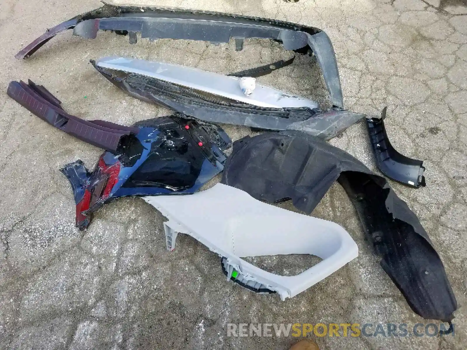 9 Photograph of a damaged car 2T3J1RFV8KW010900 TOYOTA RAV4 ADVEN 2019