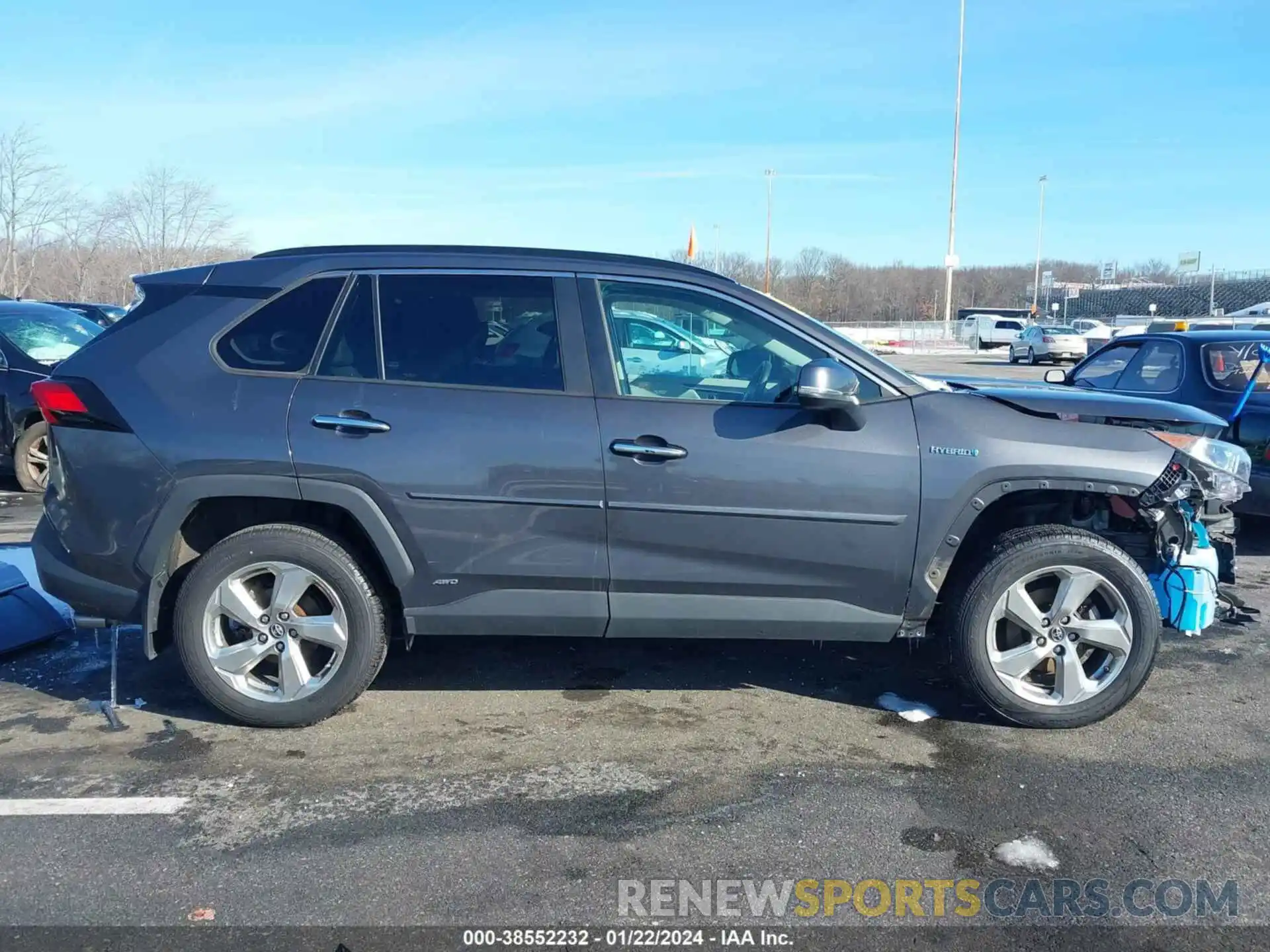 13 Photograph of a damaged car 2T3DWRFV0KW023011 TOYOTA RAV4 HYBRID 2019