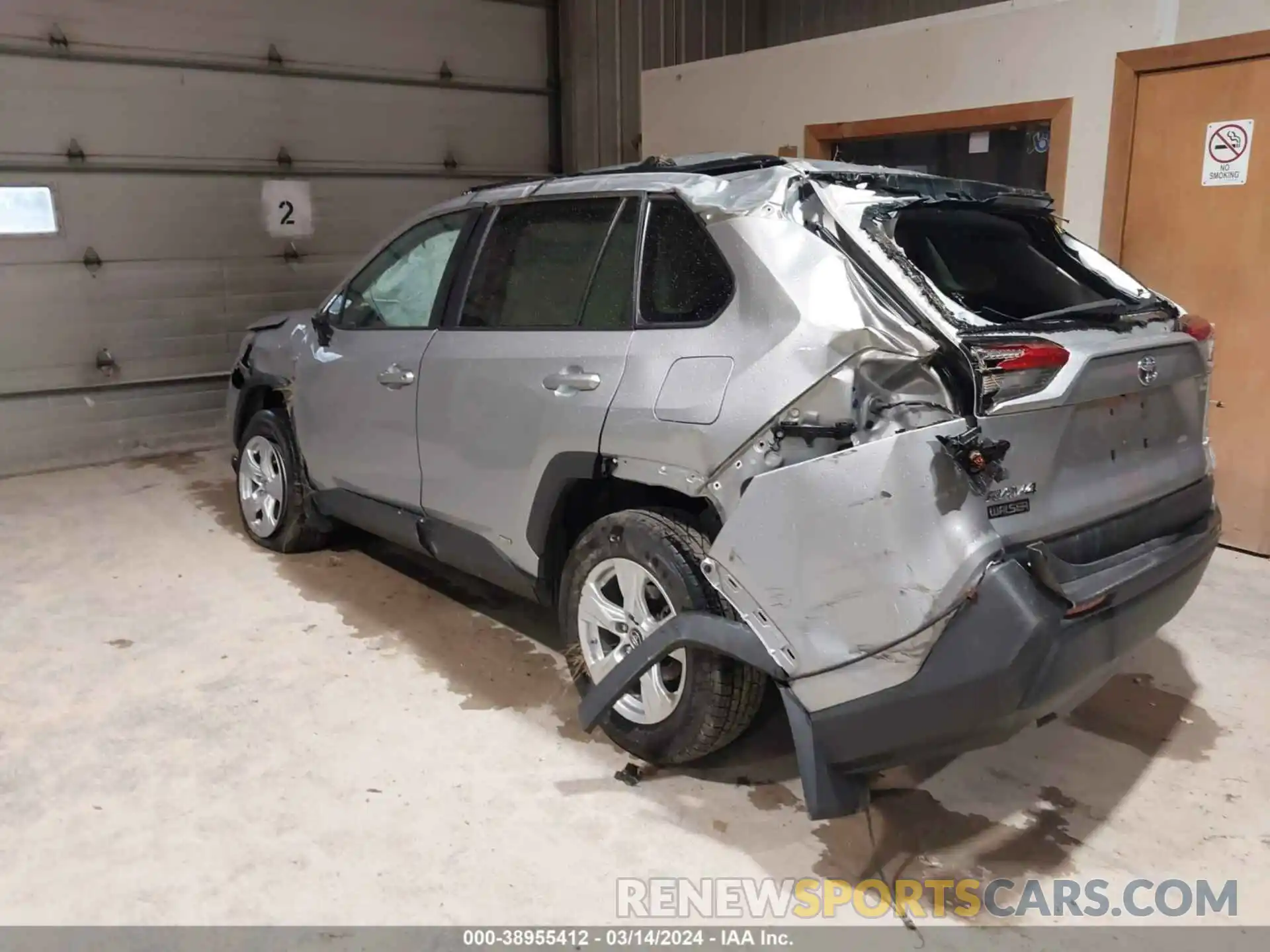 3 Photograph of a damaged car 2T3LWRFV8KW006372 TOYOTA RAV4 HYBRID 2019