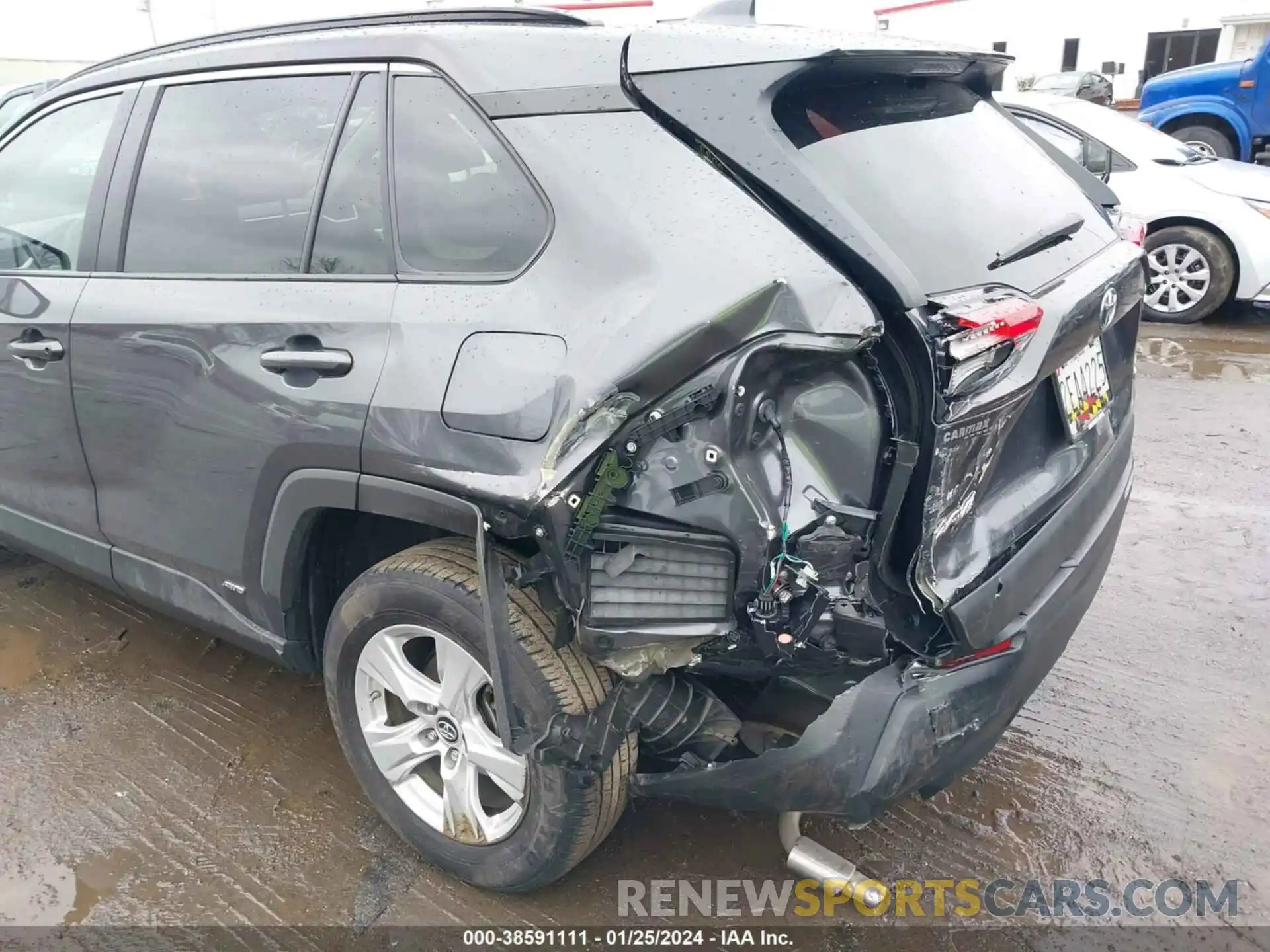 6 Photograph of a damaged car 2T3MWRFV9KW036842 TOYOTA RAV4 HYBRID 2019