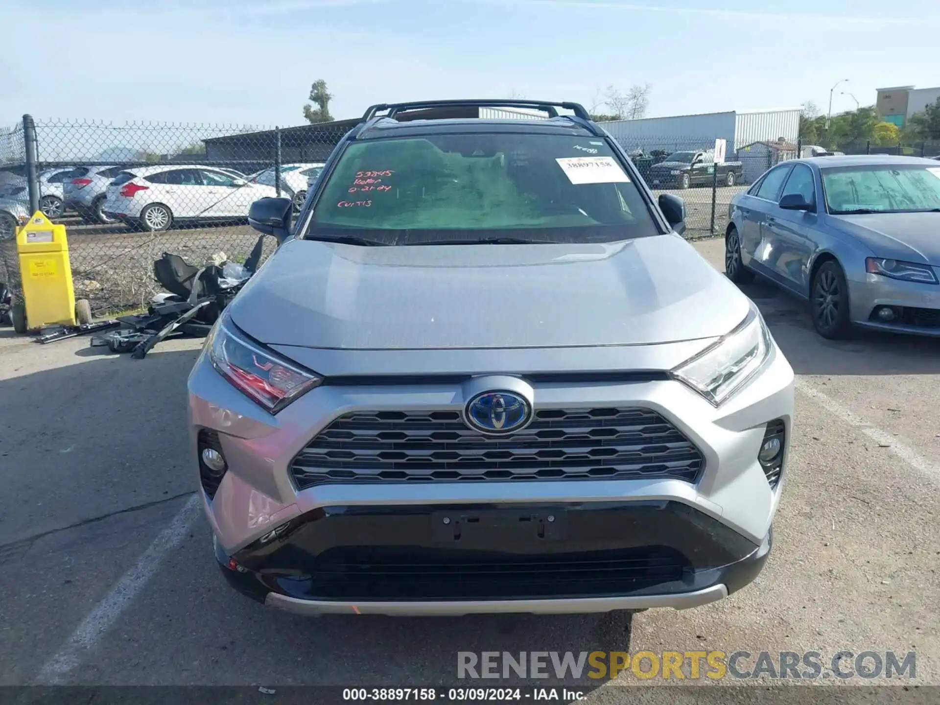 13 Photograph of a damaged car JTMEWRFV5KJ026912 TOYOTA RAV4 HYBRID 2019