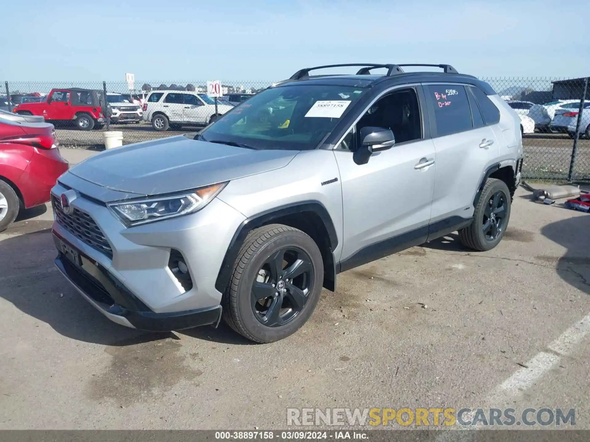 2 Фотография поврежденного автомобиля JTMEWRFV5KJ026912 TOYOTA RAV4 HYBRID 2019