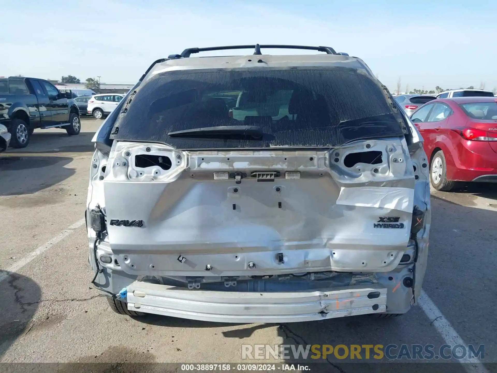 6 Photograph of a damaged car JTMEWRFV5KJ026912 TOYOTA RAV4 HYBRID 2019