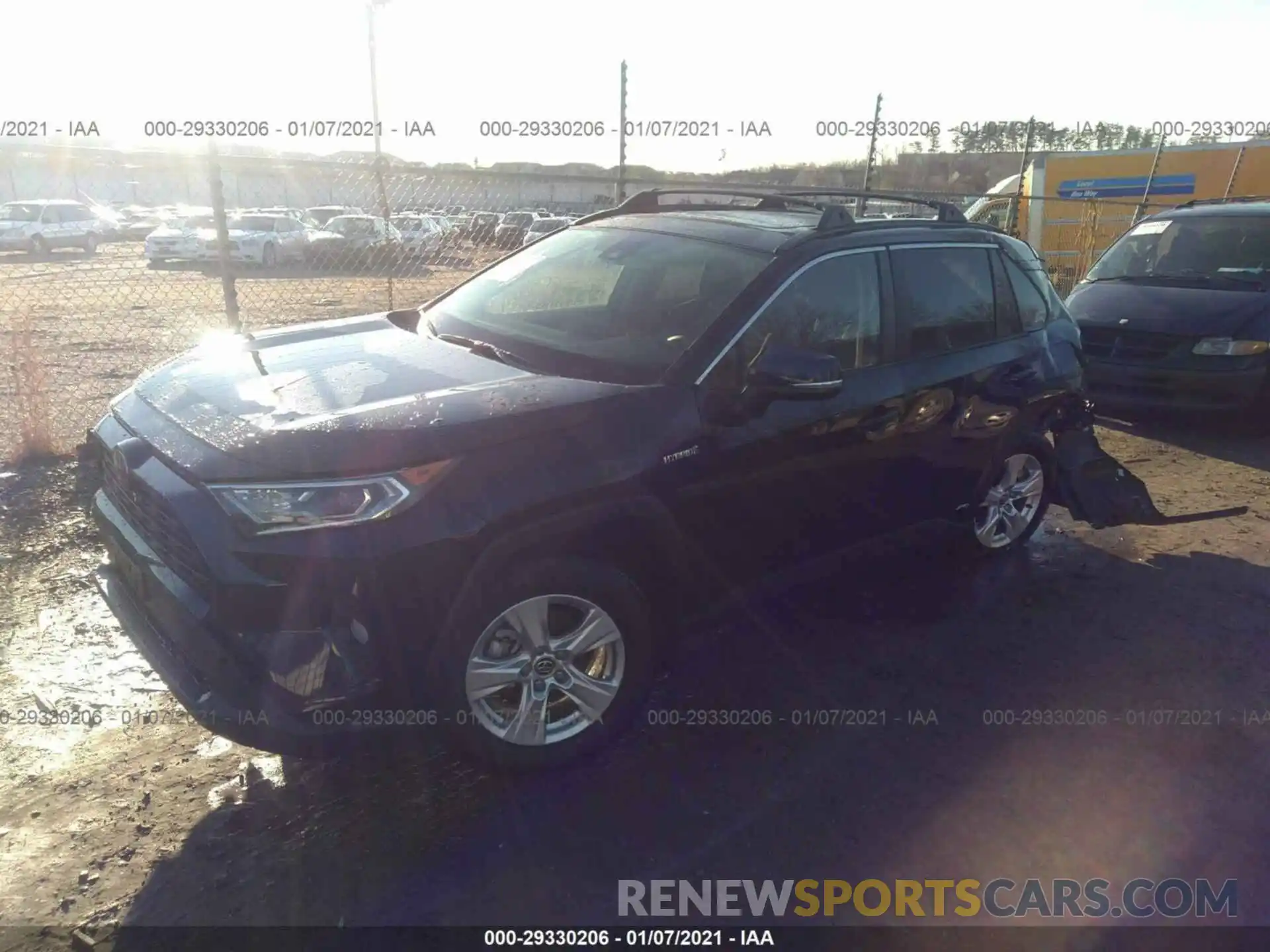 2 Photograph of a damaged car JTMR6RFV0MD506438 TOYOTA RAV4 HYBRID XLE AWD 2021