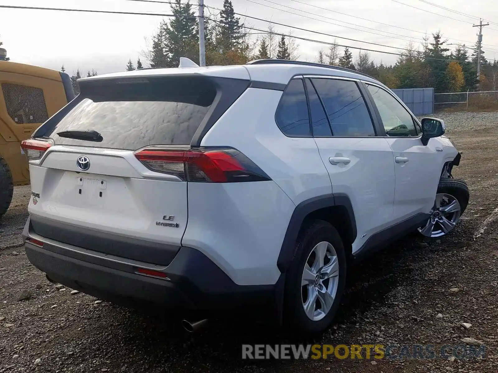 4 Photograph of a damaged car 2T3BWRFV6KW007614 TOYOTA RAV4 LE 2019