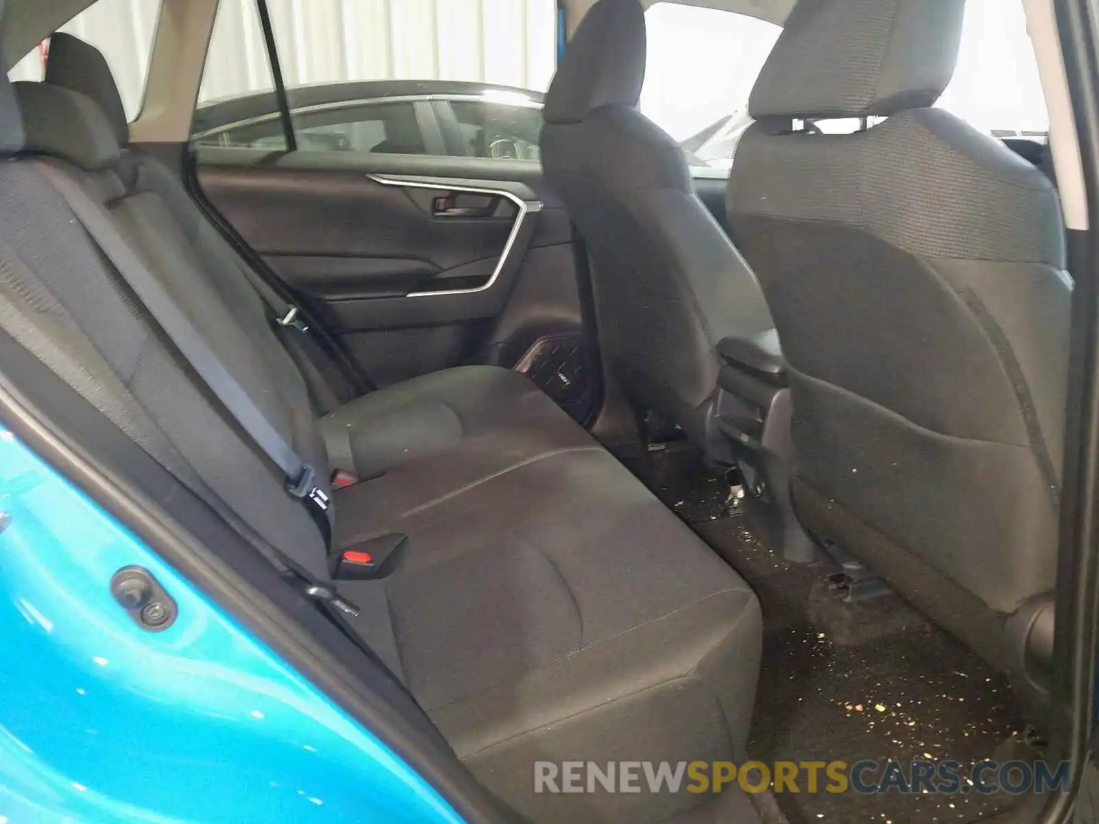 6 Photograph of a damaged car 2T3F1RFV0KC002412 TOYOTA RAV4 LE 2019