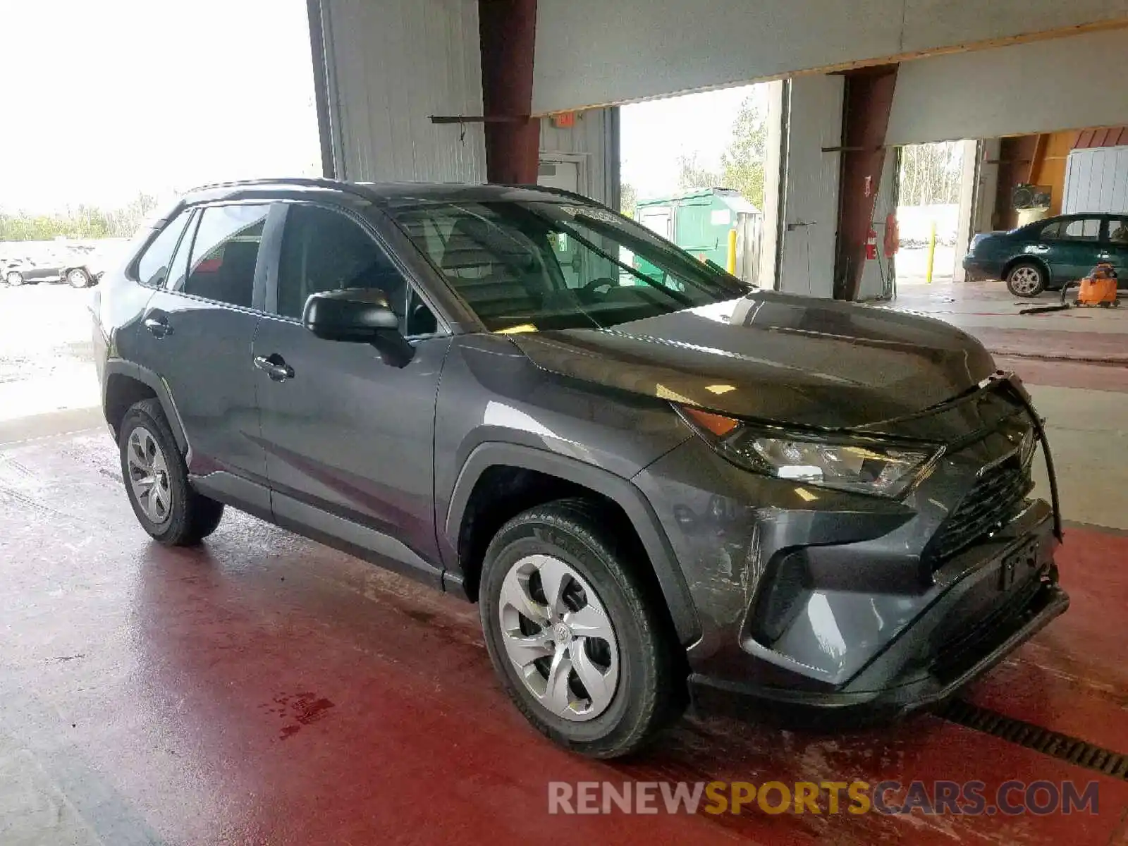 1 Photograph of a damaged car 2T3F1RFV3KW028873 TOYOTA RAV4 LE 2019