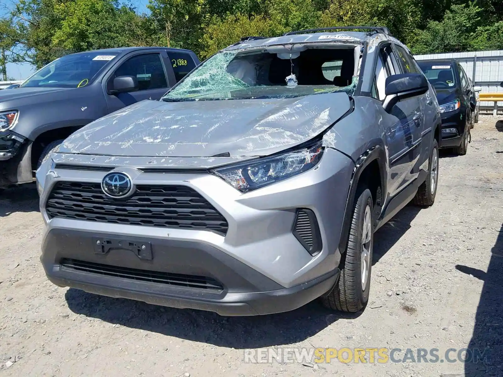 2 Photograph of a damaged car 2T3F1RFV3KW052770 TOYOTA RAV4 LE 2019