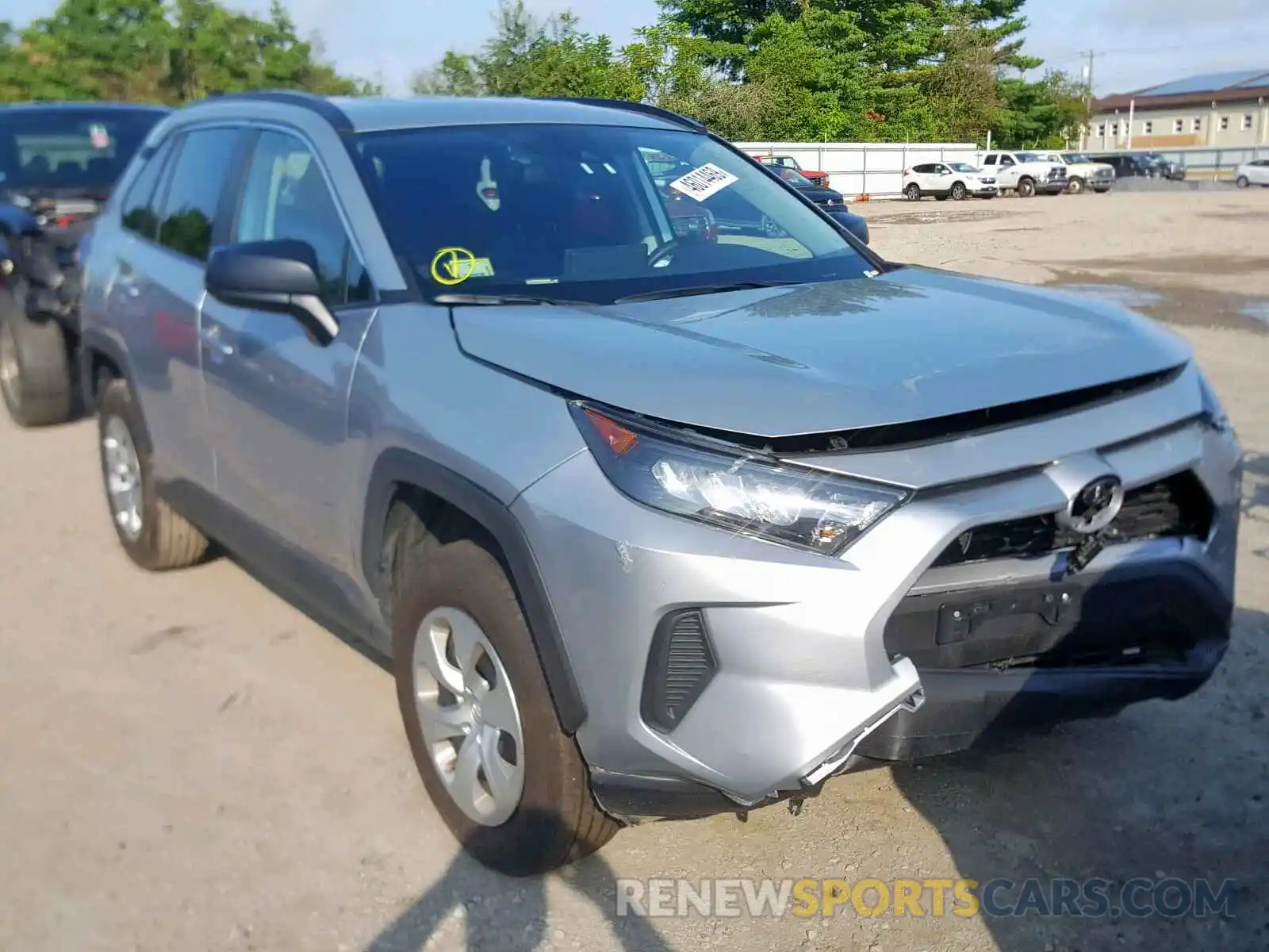 1 Фотография поврежденного автомобиля 2T3F1RFV4KW029501 TOYOTA RAV4 LE 2019