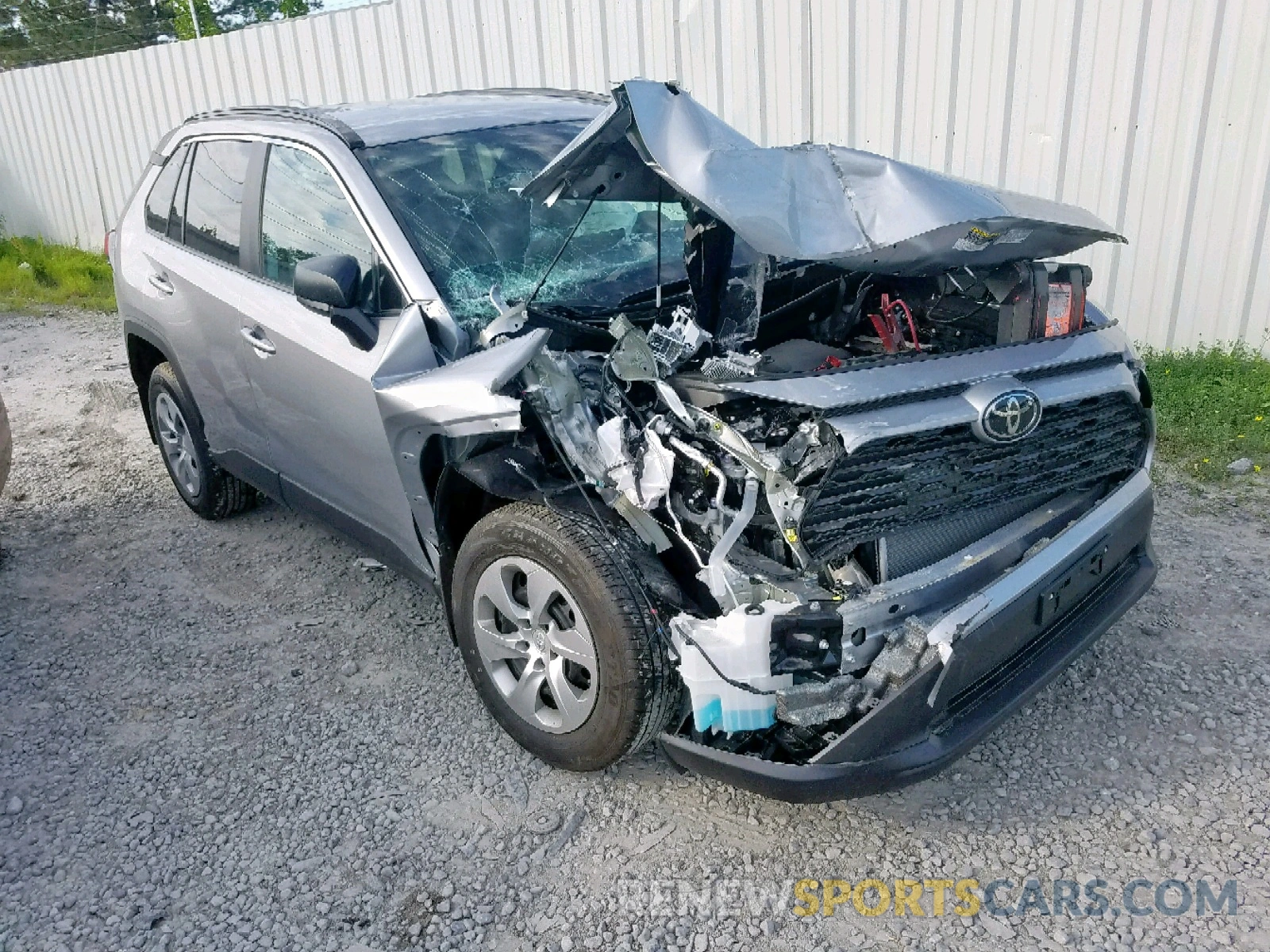 9 Photograph of a damaged car 2T3F1RFV5KW038966 TOYOTA RAV4 LE 2019