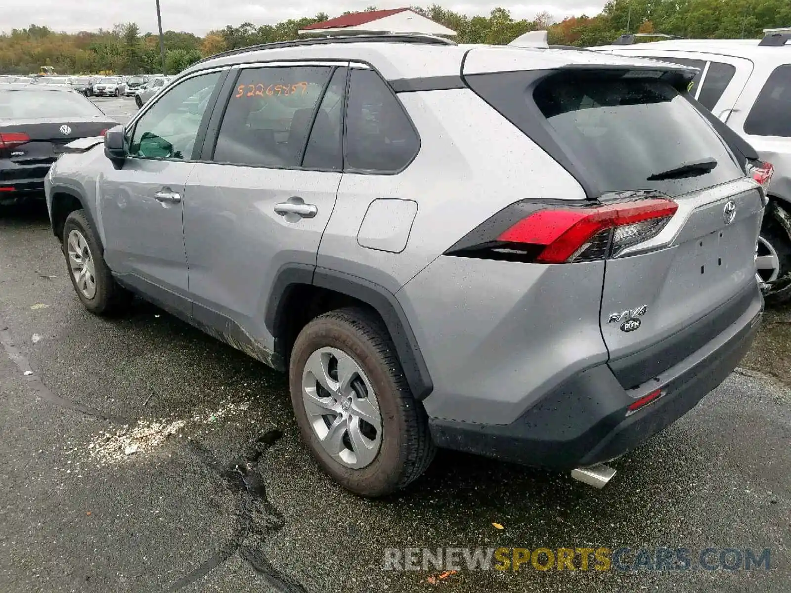 3 Photograph of a damaged car 2T3F1RFV6KW050589 TOYOTA RAV4 LE 2019