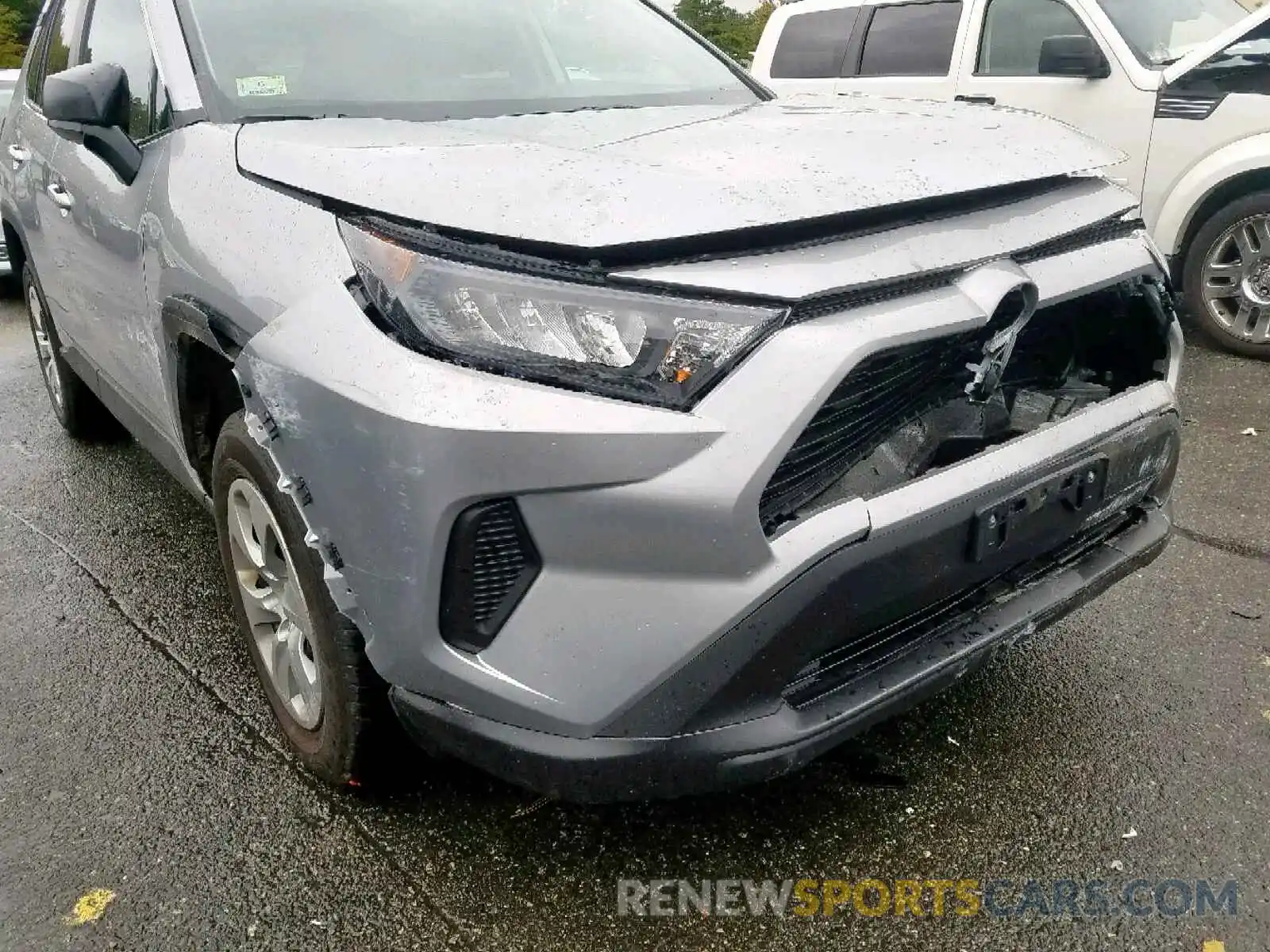 9 Photograph of a damaged car 2T3F1RFV6KW050589 TOYOTA RAV4 LE 2019