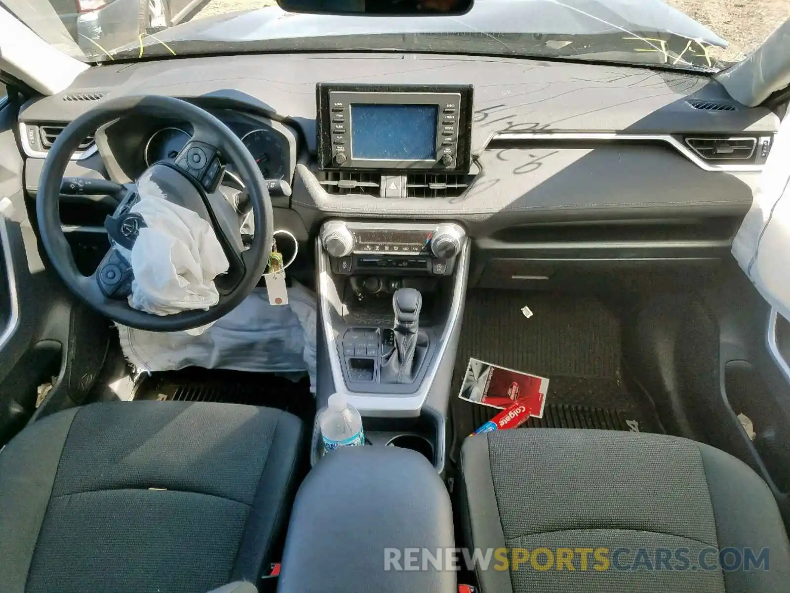 9 Photograph of a damaged car 2T3F1RFV6KW064766 TOYOTA RAV4 LE 2019