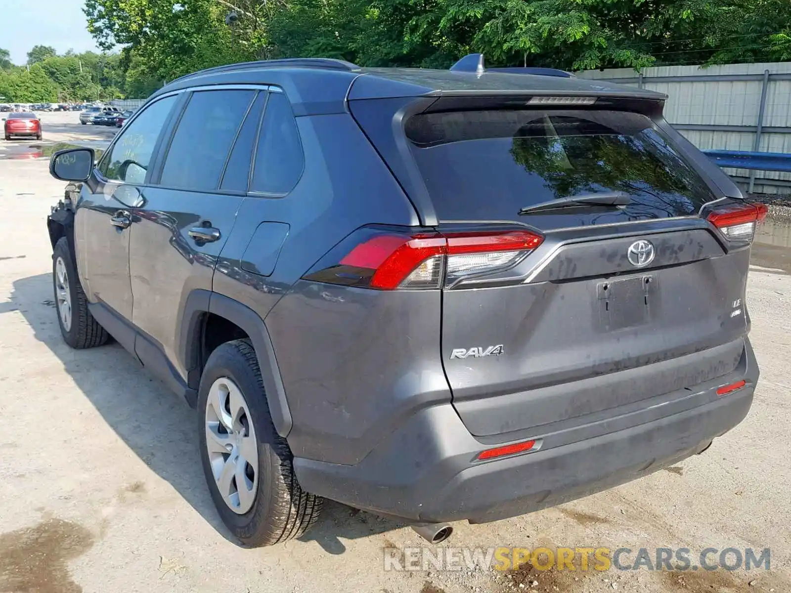 3 Photograph of a damaged car 2T3F1RFV8KW042185 TOYOTA RAV4 LE 2019