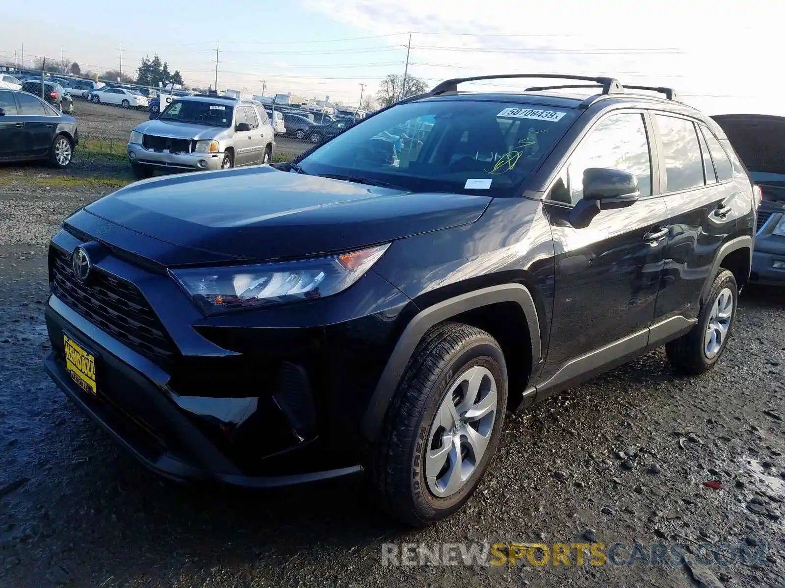 2 Фотография поврежденного автомобиля 2T3G1RFV2KW080872 TOYOTA RAV4 LE 2019