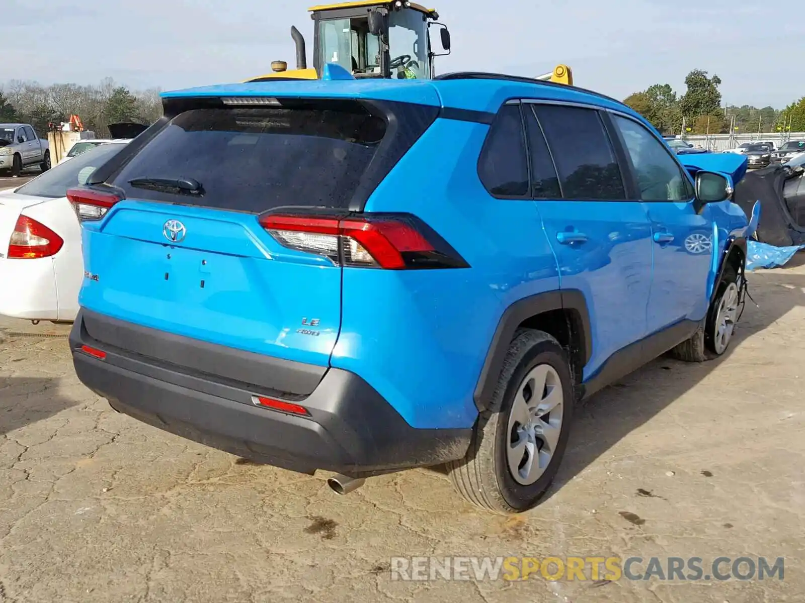 4 Photograph of a damaged car 2T3G1RFV3KW009051 TOYOTA RAV4 LE 2019