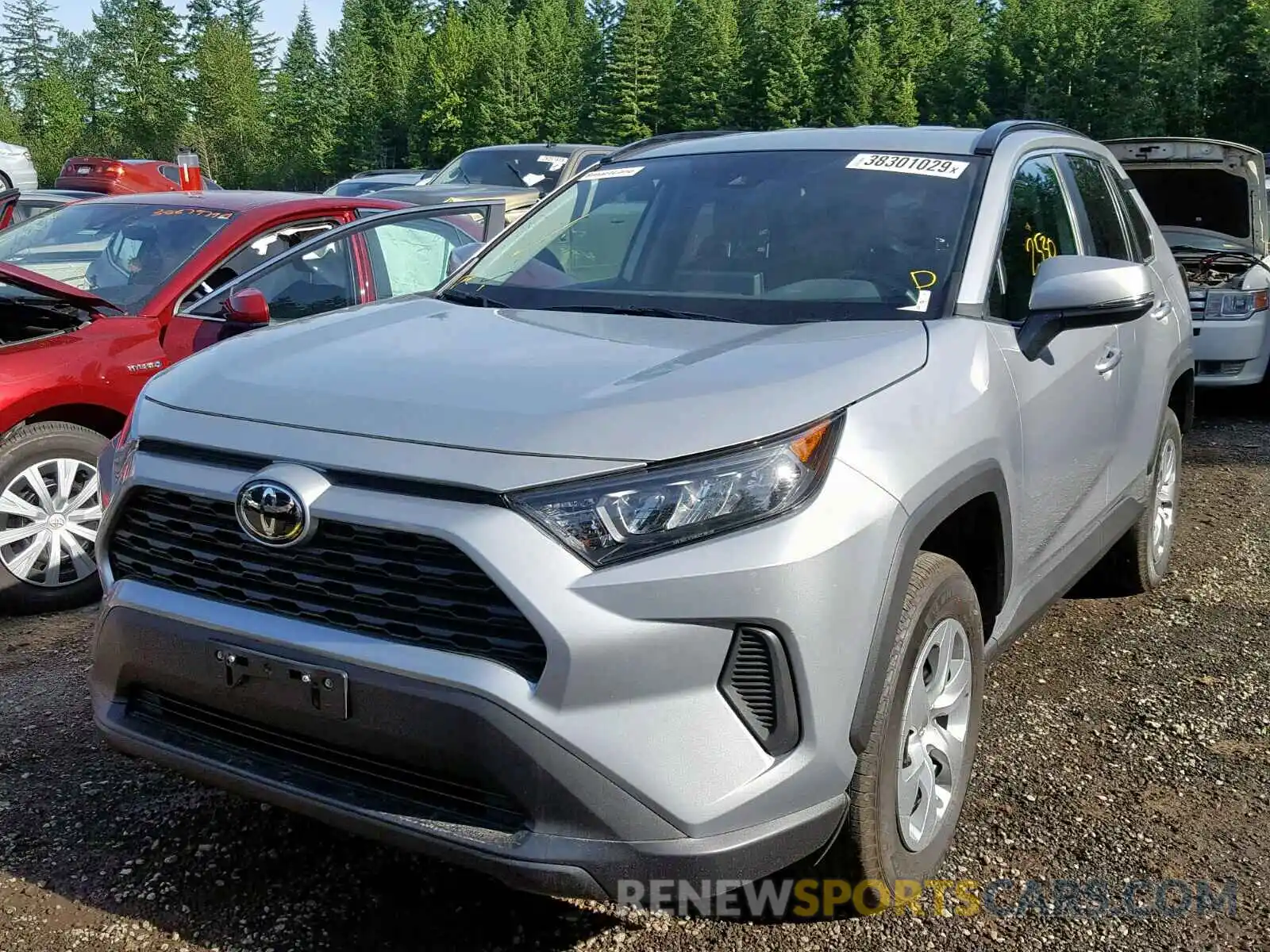 2 Фотография поврежденного автомобиля 2T3G1RFV3KW024455 TOYOTA RAV4 LE 2019