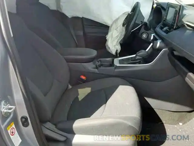 5 Photograph of a damaged car 2T3H1RFV0KW013675 TOYOTA RAV4 LE 2019