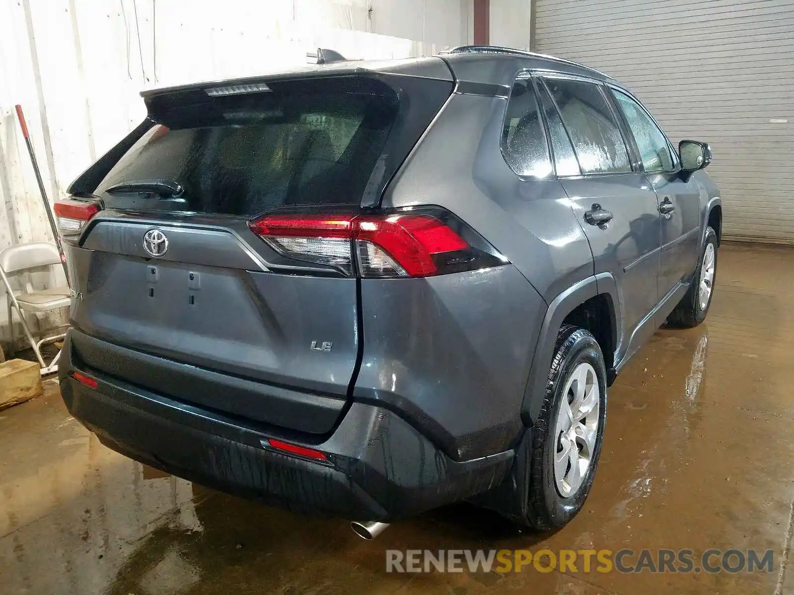 4 Photograph of a damaged car 2T3H1RFV0KW023686 TOYOTA RAV4 LE 2019