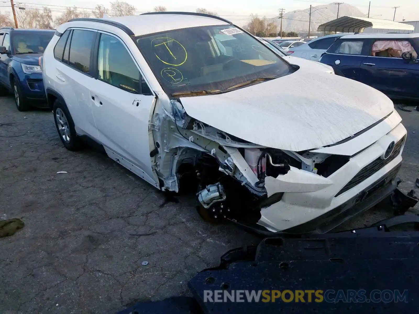 1 Photograph of a damaged car 2T3H1RFV2KC019057 TOYOTA RAV4 LE 2019