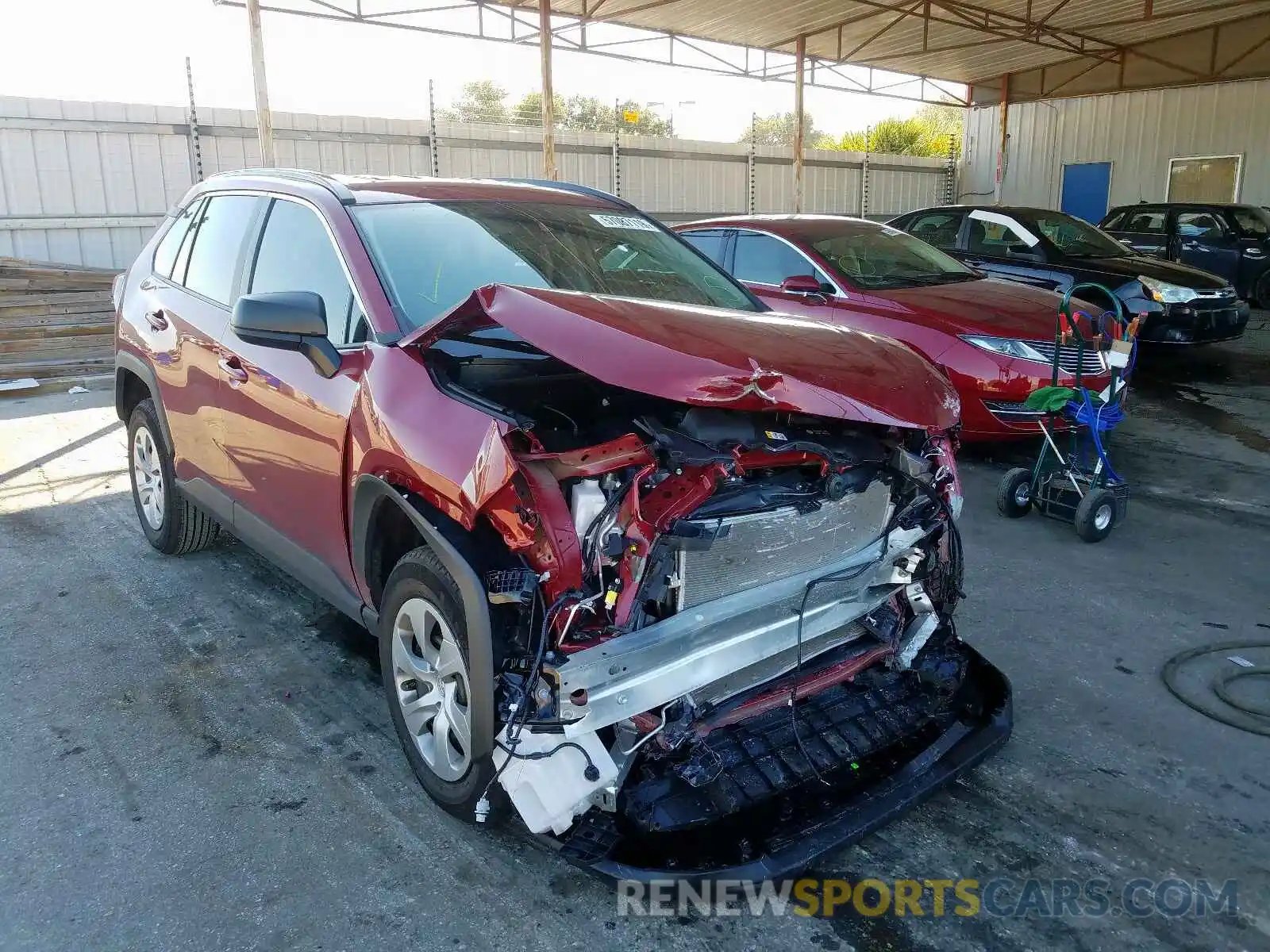 1 Photograph of a damaged car 2T3H1RFV2KW040148 TOYOTA RAV4 LE 2019