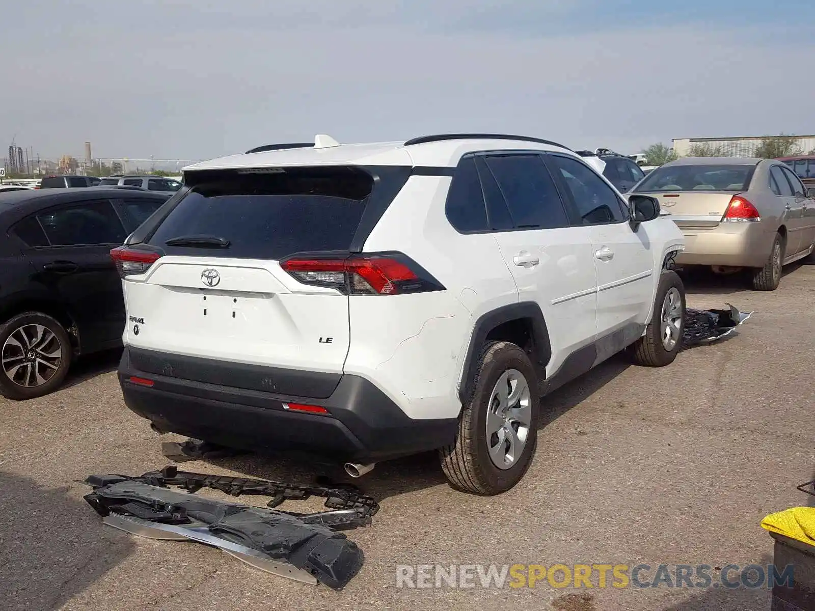 4 Photograph of a damaged car 2T3H1RFV3KC020587 TOYOTA RAV4 LE 2019