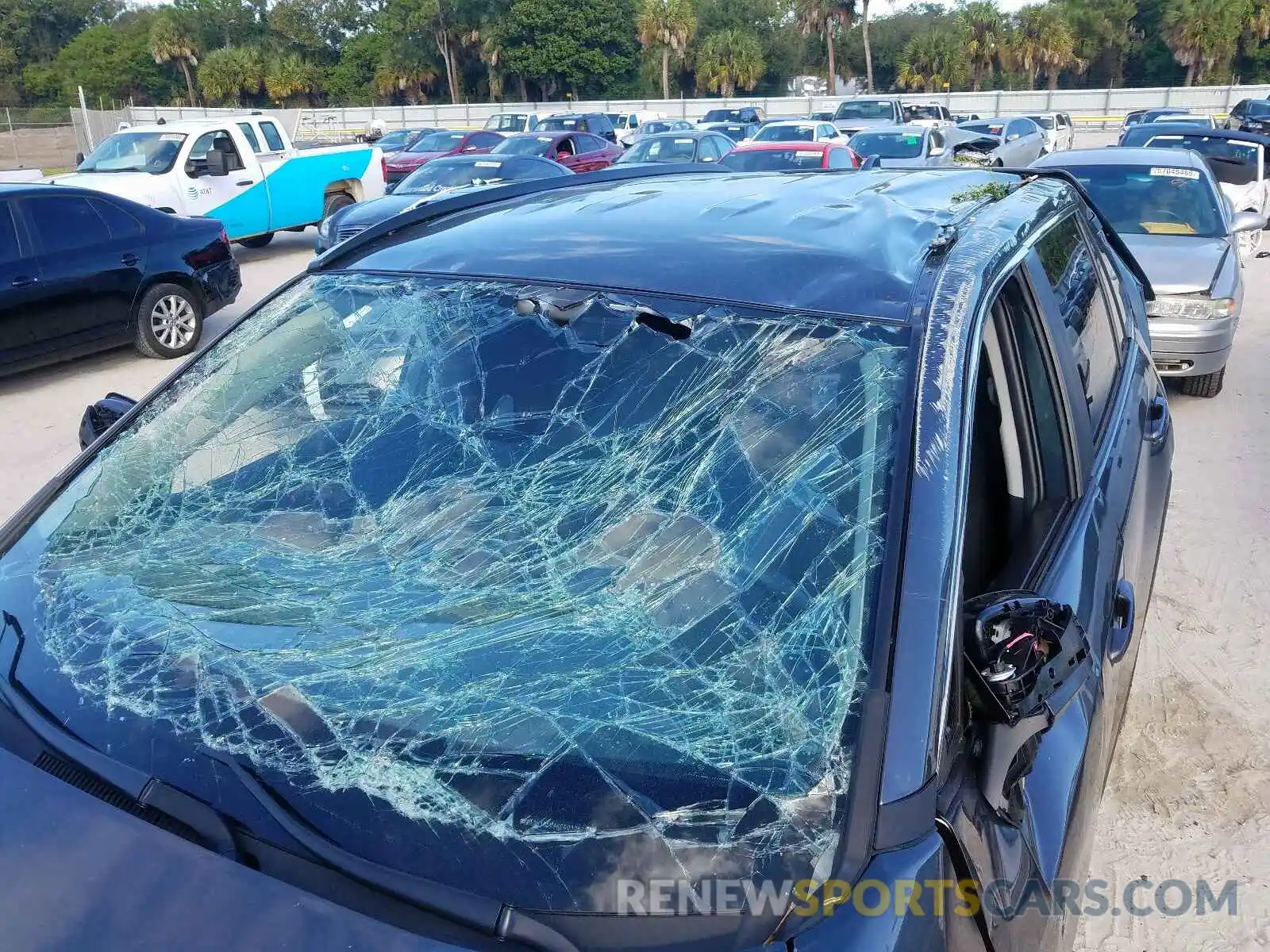 9 Photograph of a damaged car 2T3H1RFV4KC001062 TOYOTA RAV4 LE 2019