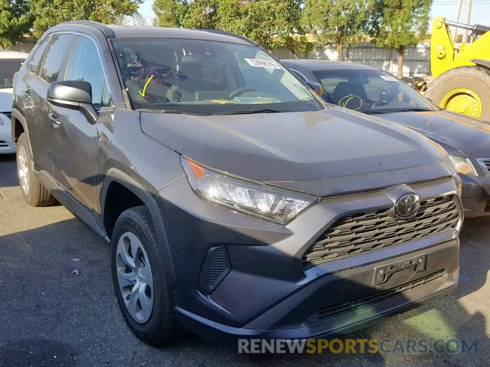 1 Photograph of a damaged car 2T3H1RFV4KW015235 TOYOTA RAV4 LE 2019