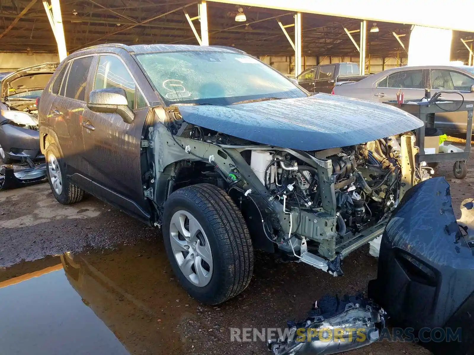 1 Photograph of a damaged car 2T3H1RFV4KW024162 TOYOTA RAV4 LE 2019