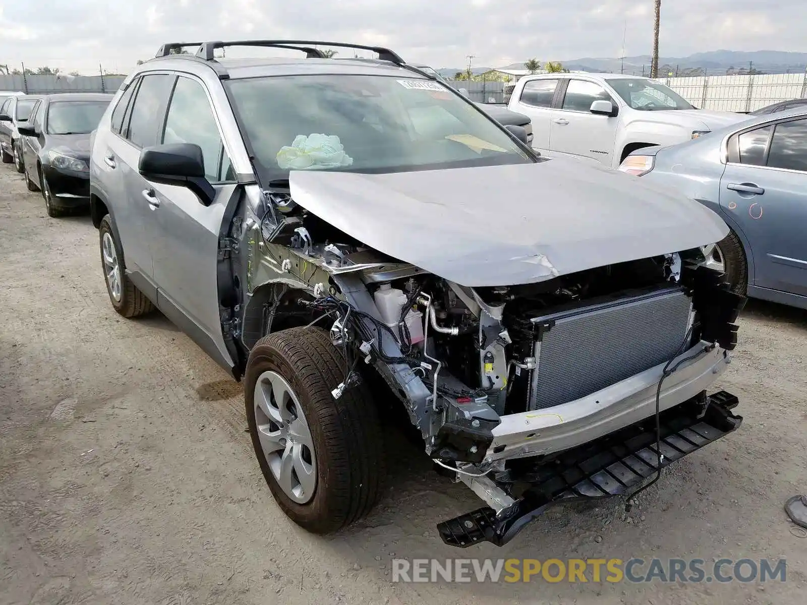 1 Photograph of a damaged car 2T3H1RFV6KC011589 TOYOTA RAV4 LE 2019