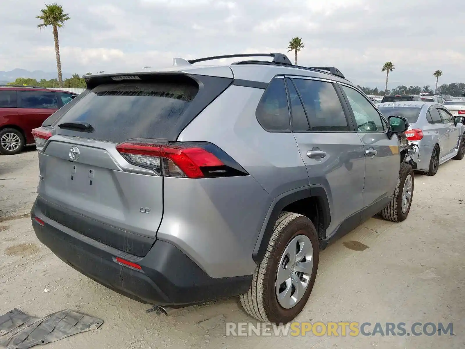 4 Photograph of a damaged car 2T3H1RFV6KC011589 TOYOTA RAV4 LE 2019