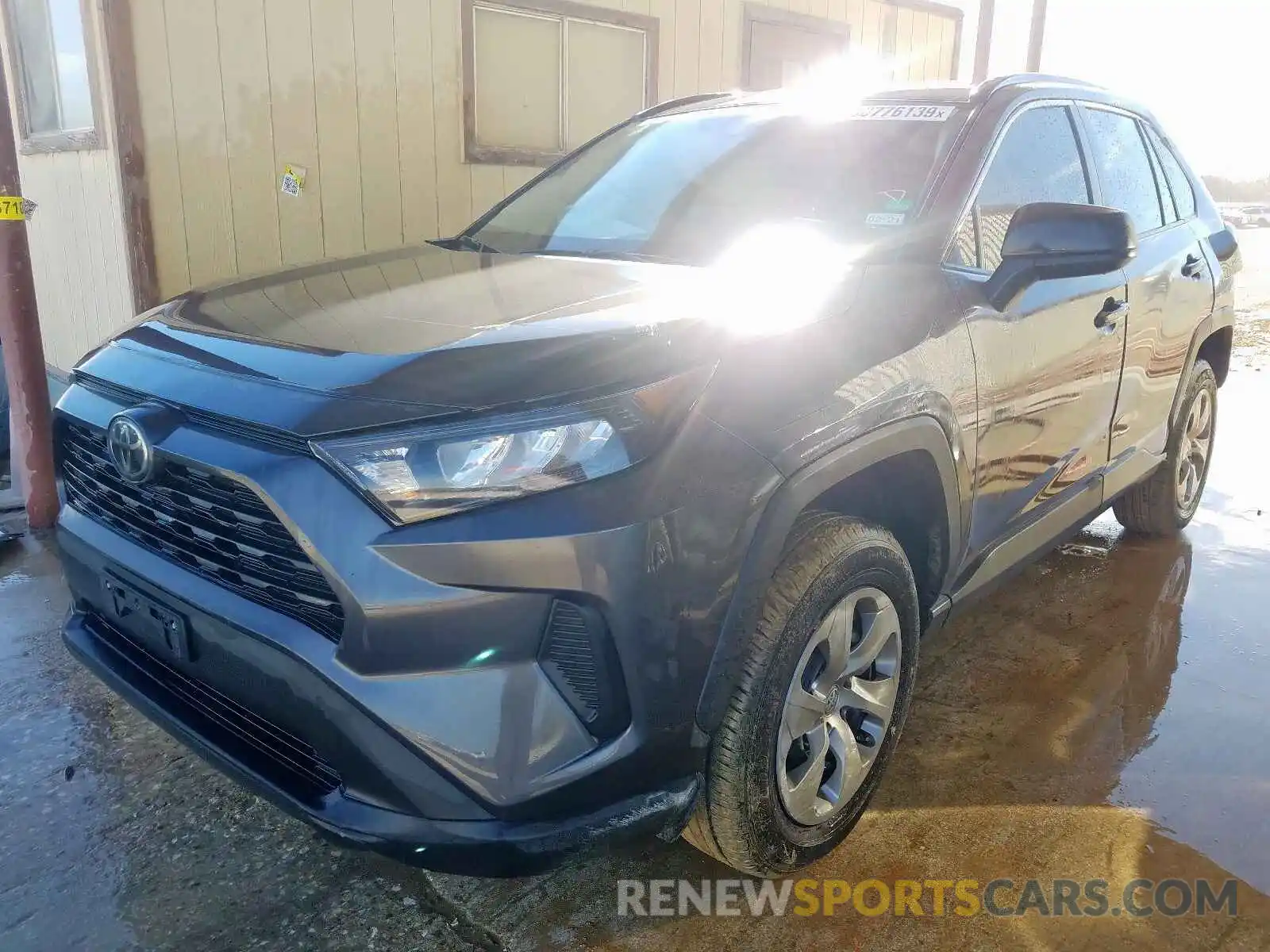 2 Фотография поврежденного автомобиля 2T3H1RFV6KW003345 TOYOTA RAV4 LE 2019