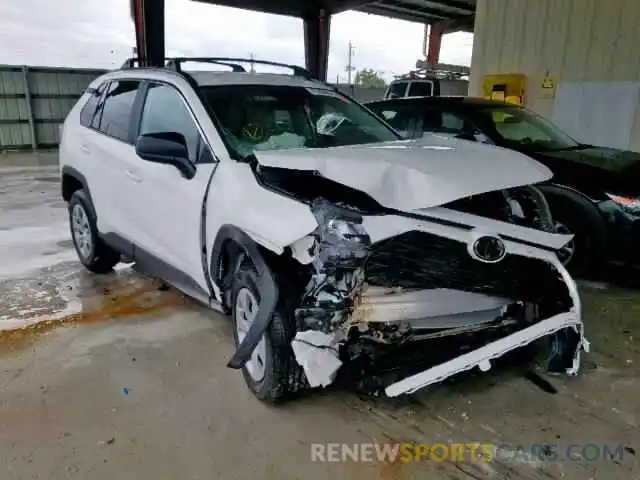 1 Photograph of a damaged car 2T3H1RFV8KW039702 TOYOTA RAV4 LE 2019