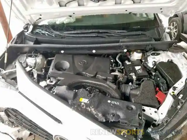 7 Фотография поврежденного автомобиля 2T3H1RFV8KW039702 TOYOTA RAV4 LE 2019