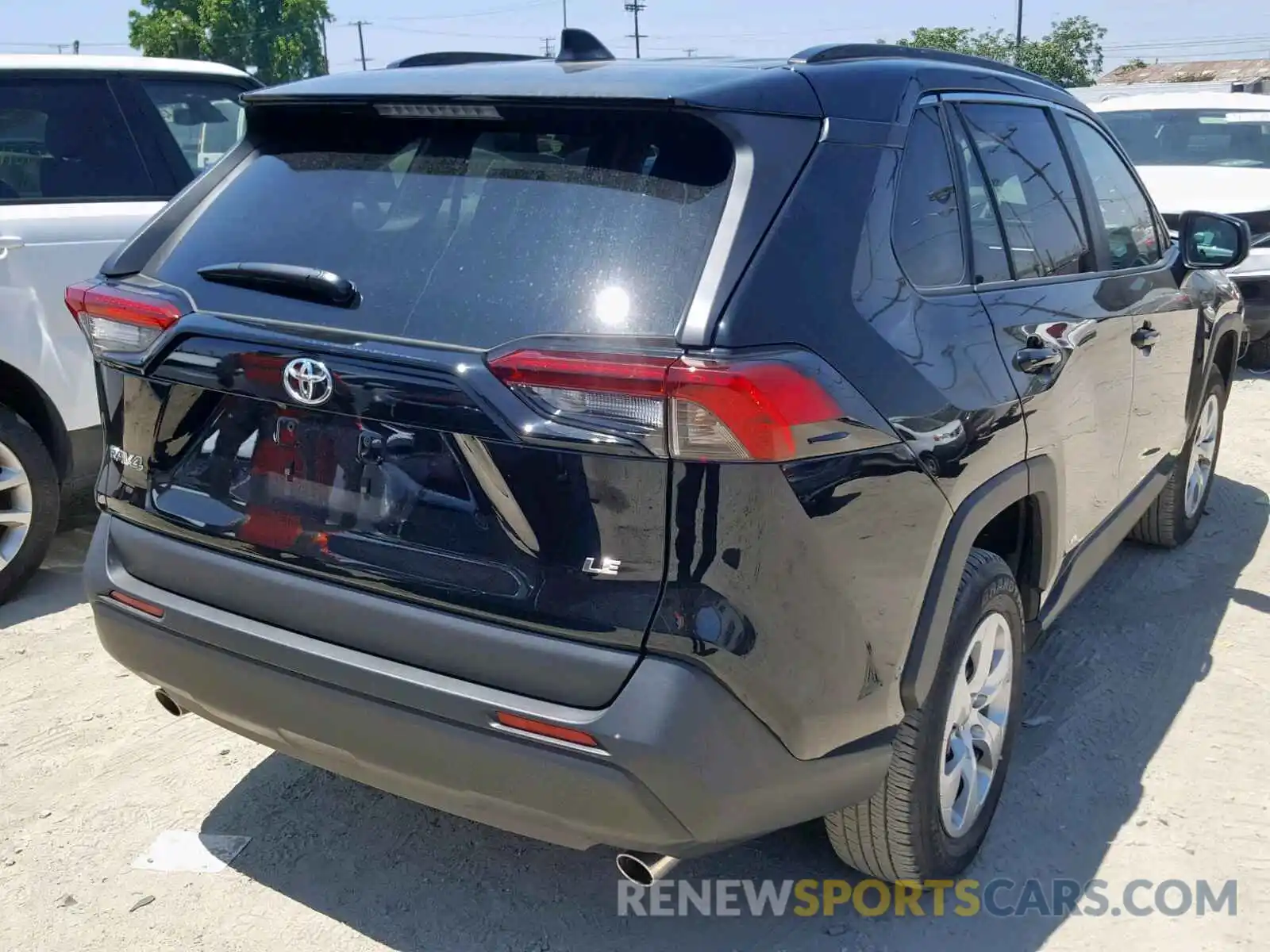 4 Photograph of a damaged car 2T3H1RFV9KW003713 TOYOTA RAV4 LE 2019