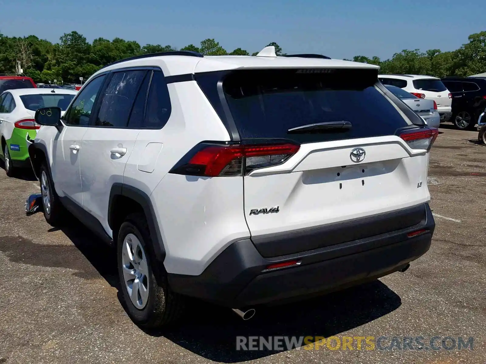 3 Photograph of a damaged car 2T3H1RFVXKW032959 TOYOTA RAV4 LE 2019